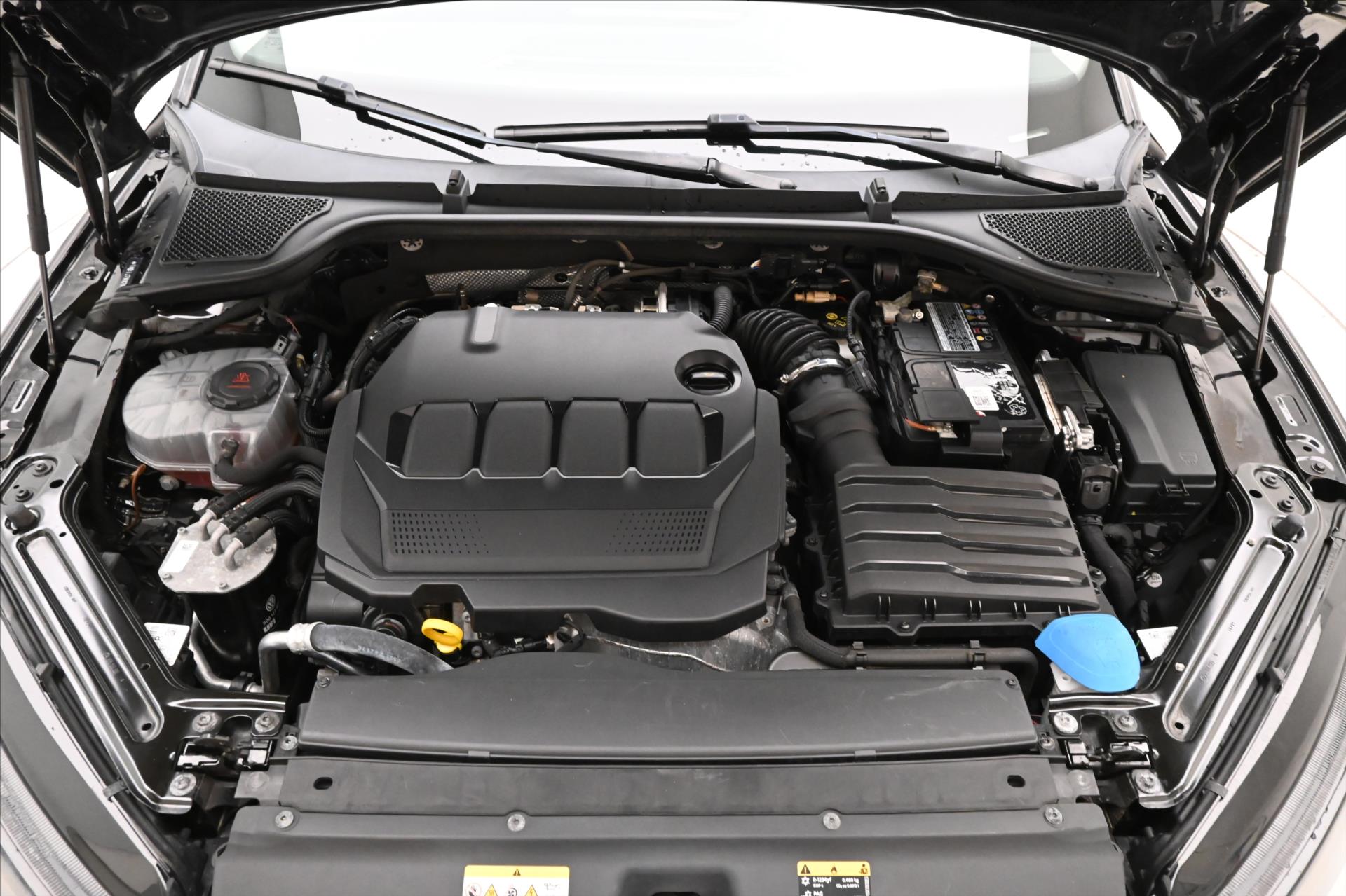 Hlavní fotografie vozu Škoda Octavia 2,0 TDI 110kW DSG Style Záruka až 5 let (9)