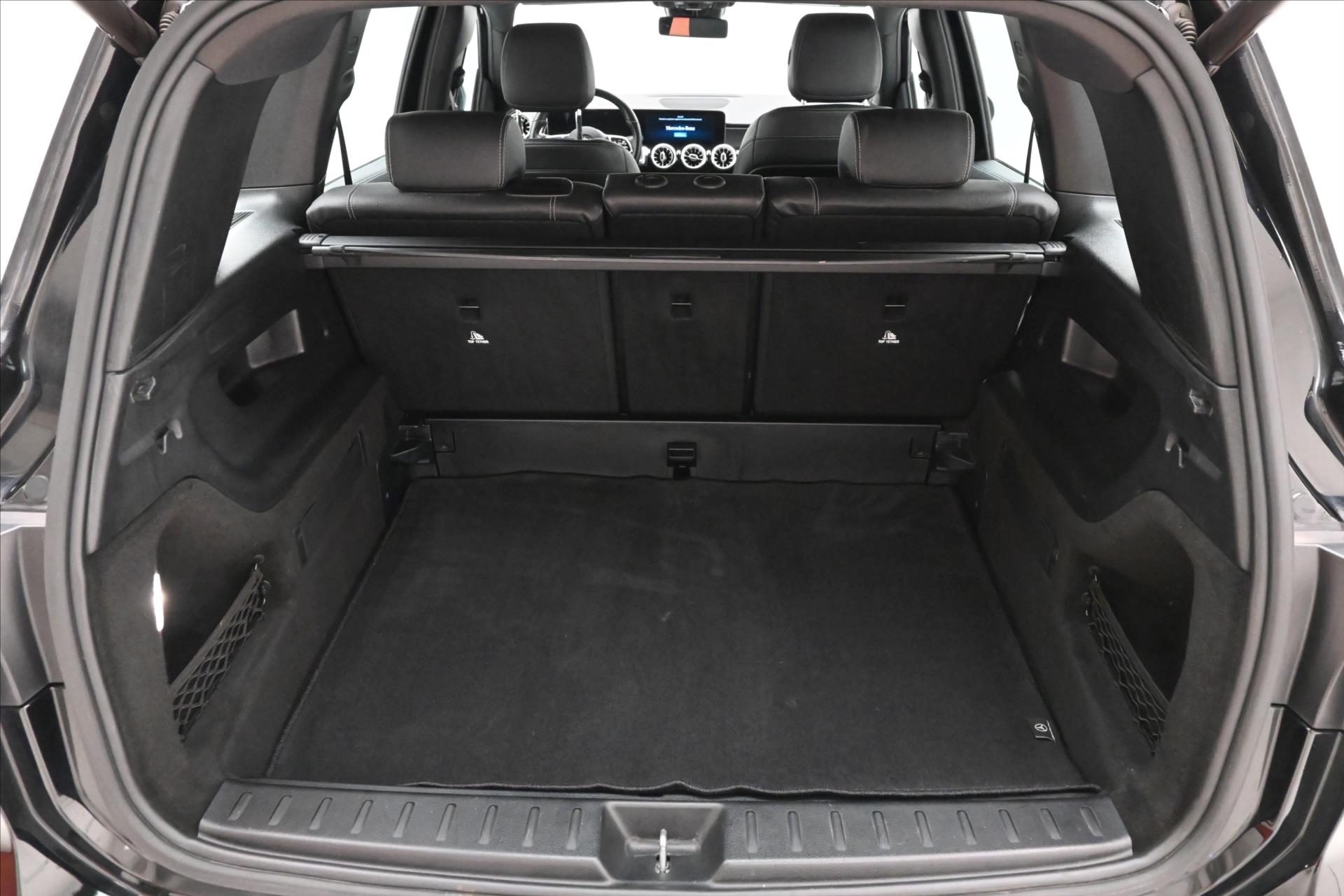 Hlavní fotografie vozu Mercedes-Benz GLB 2,0 220d 140 kW 4MATIC Záruka až 5 let (10)