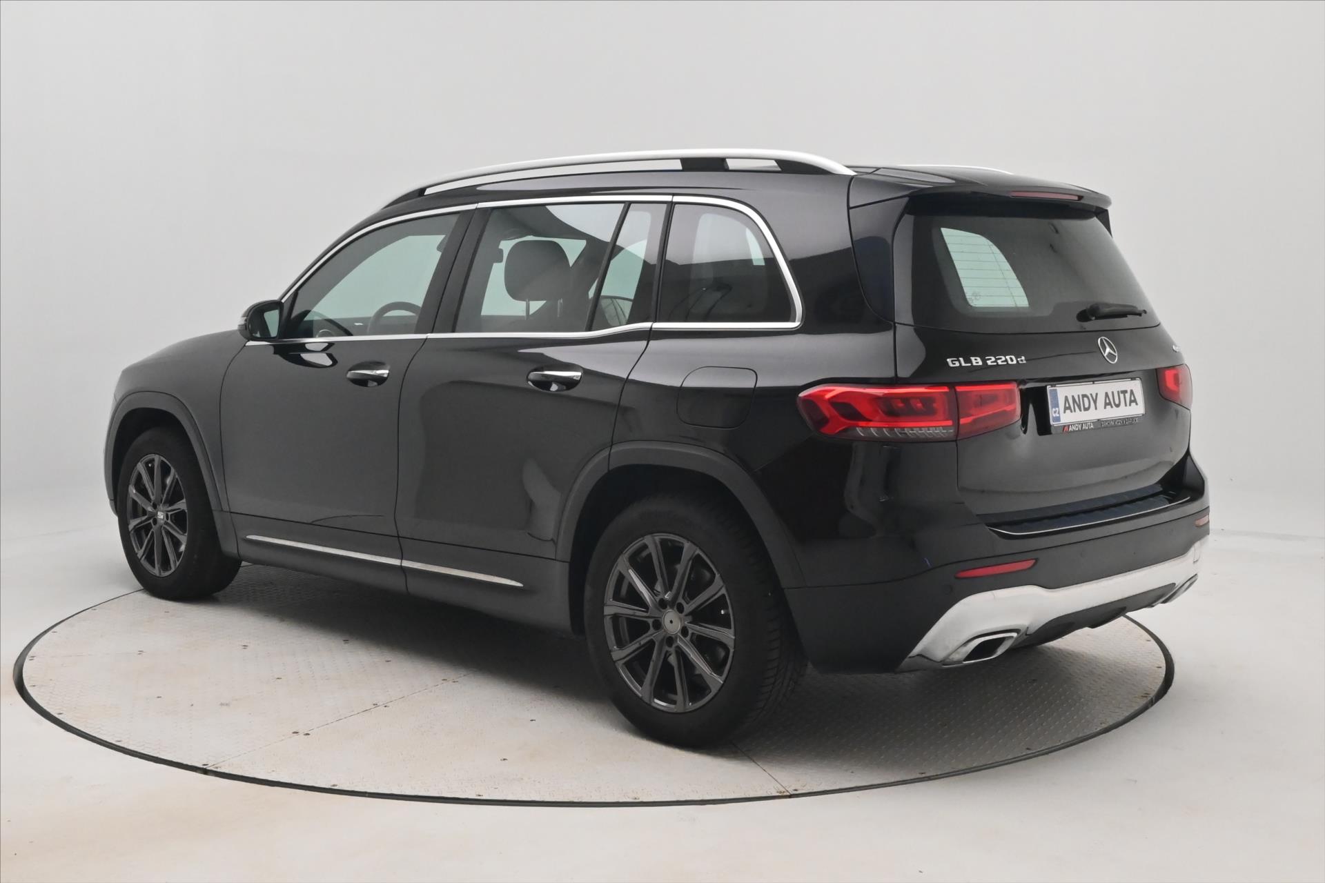 Hlavní fotografie vozu Mercedes-Benz GLB 2,0 220d 140 kW 4MATIC Záruka až 5 let (7)