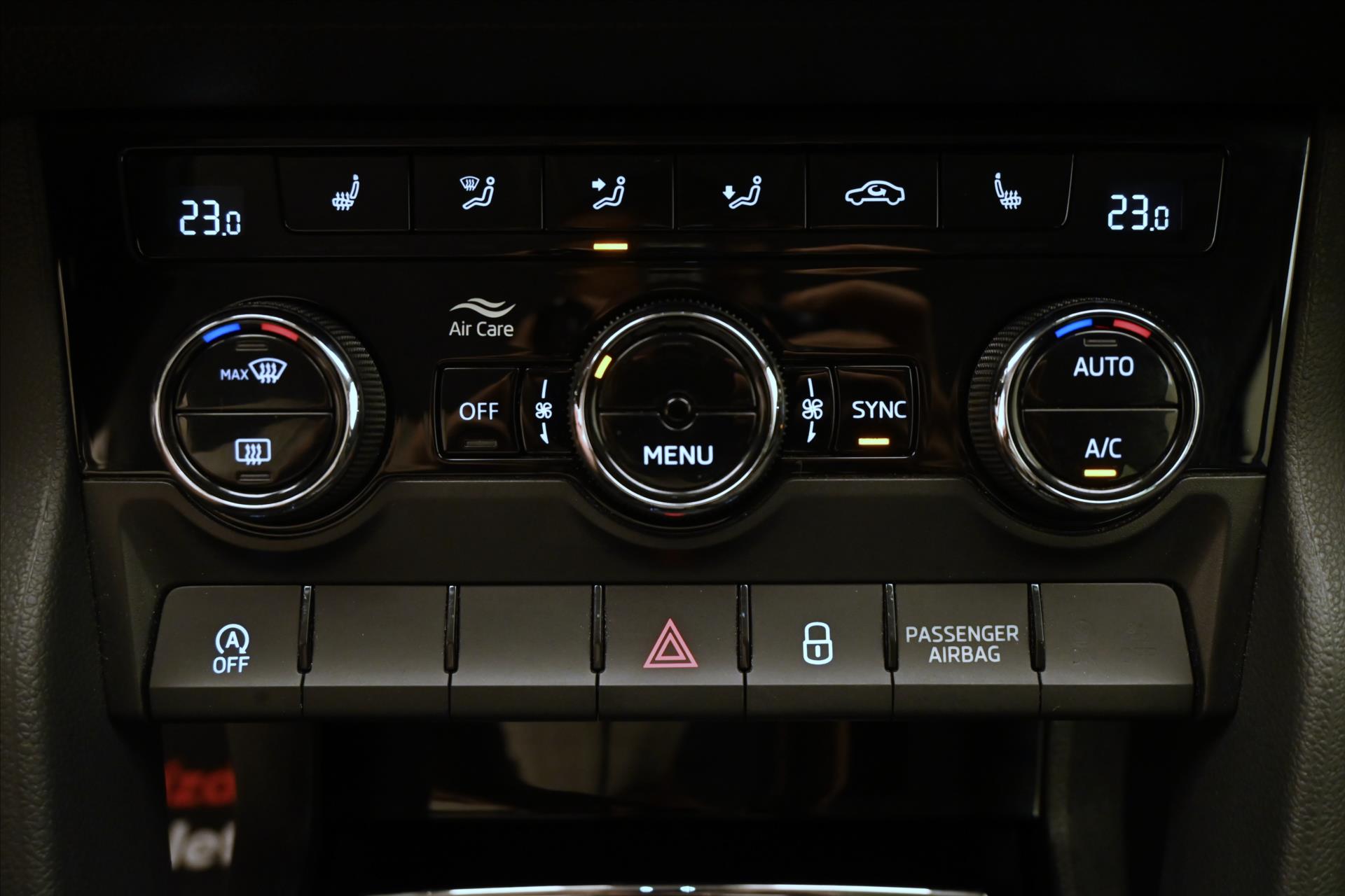 Hlavní fotografie vozu Škoda Karoq 1,5 TSI 110 kW STYLE Záruka až 5 let (21)