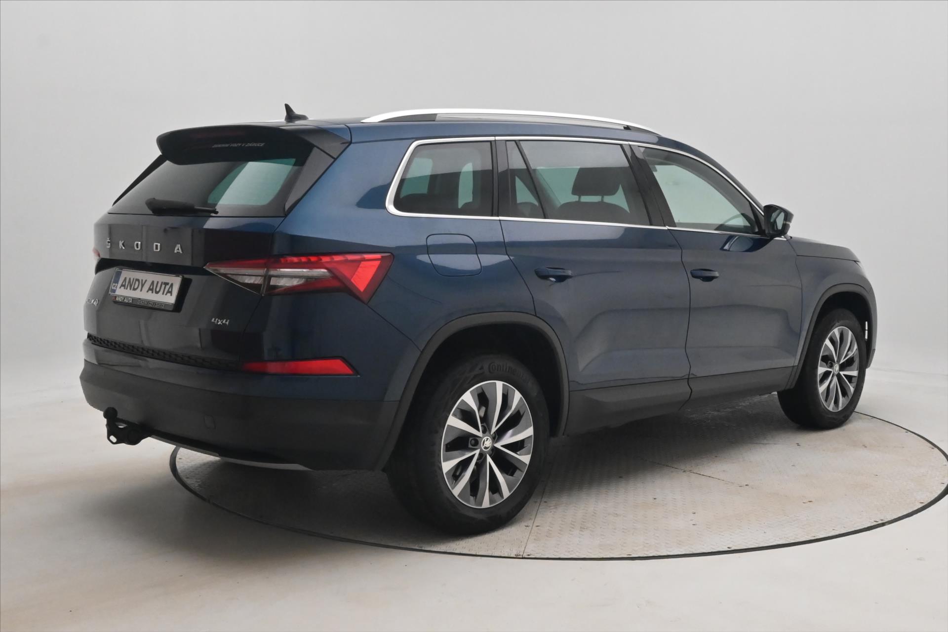 Hlavní fotografie vozu Škoda Kodiaq 2,0 TDI 140kW DSG 4x4 Style Záruka až 5 let (5)