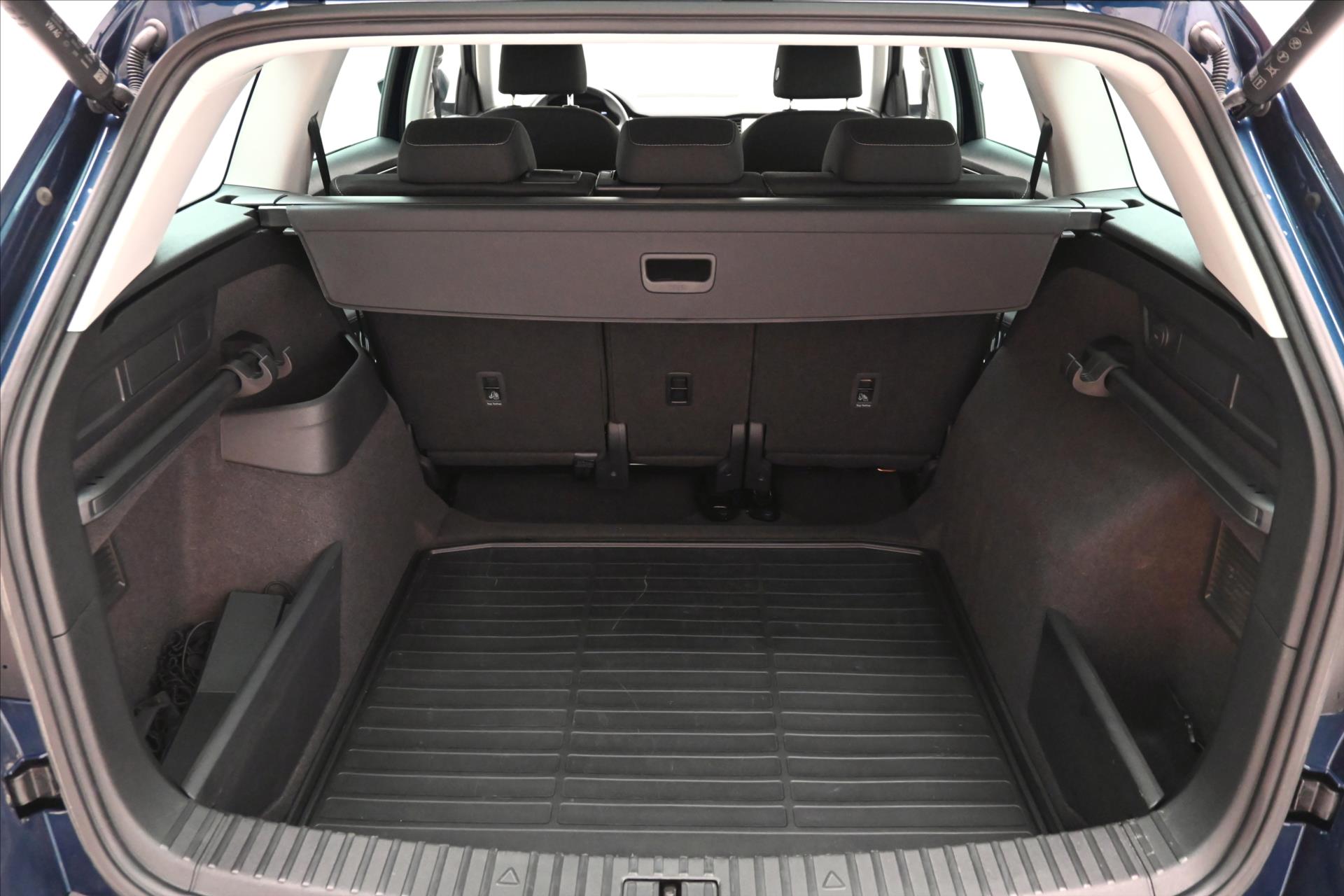 Hlavní fotografie vozu Škoda Kodiaq 2,0 TDI 110kW DSG NAVIGACE Záruka až 5 let (11)