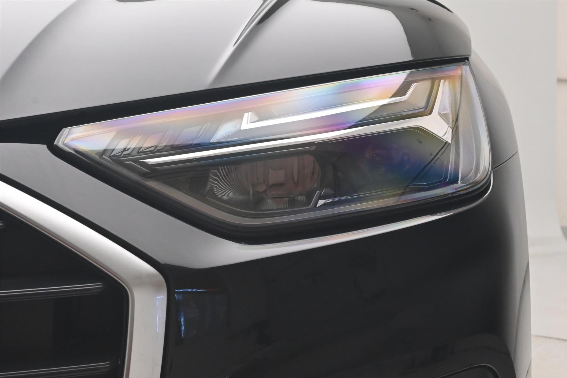Main photo of the car Audi Q5 2.0 50TFSIe 195kW 4x4 S-Tronic Sportback Warranty up to 5 l (31)