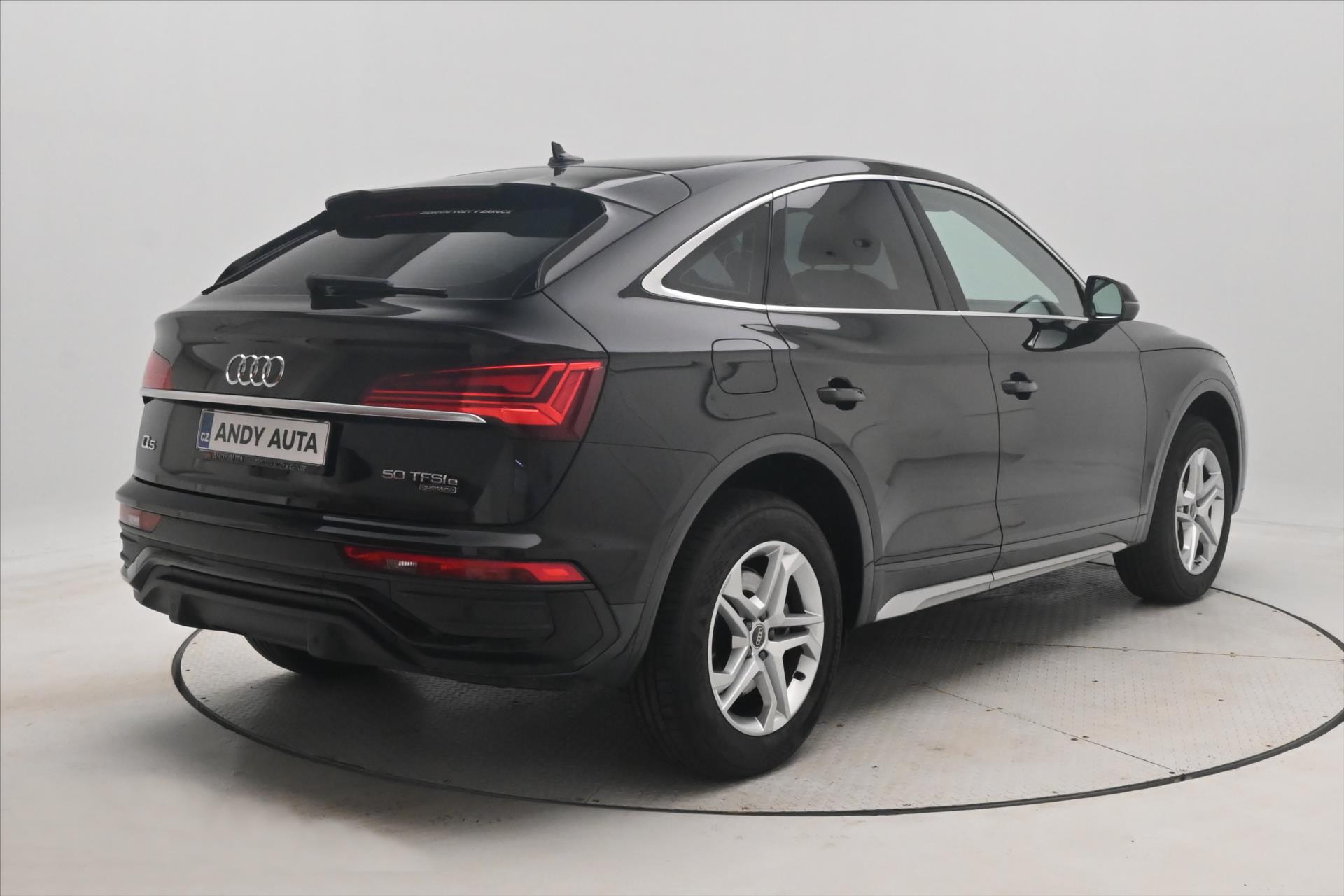 Main photo of the car Audi Q5 2.0 50TFSIe 195kW 4x4 S-Tronic Sportback Warranty up to 5 l (6)