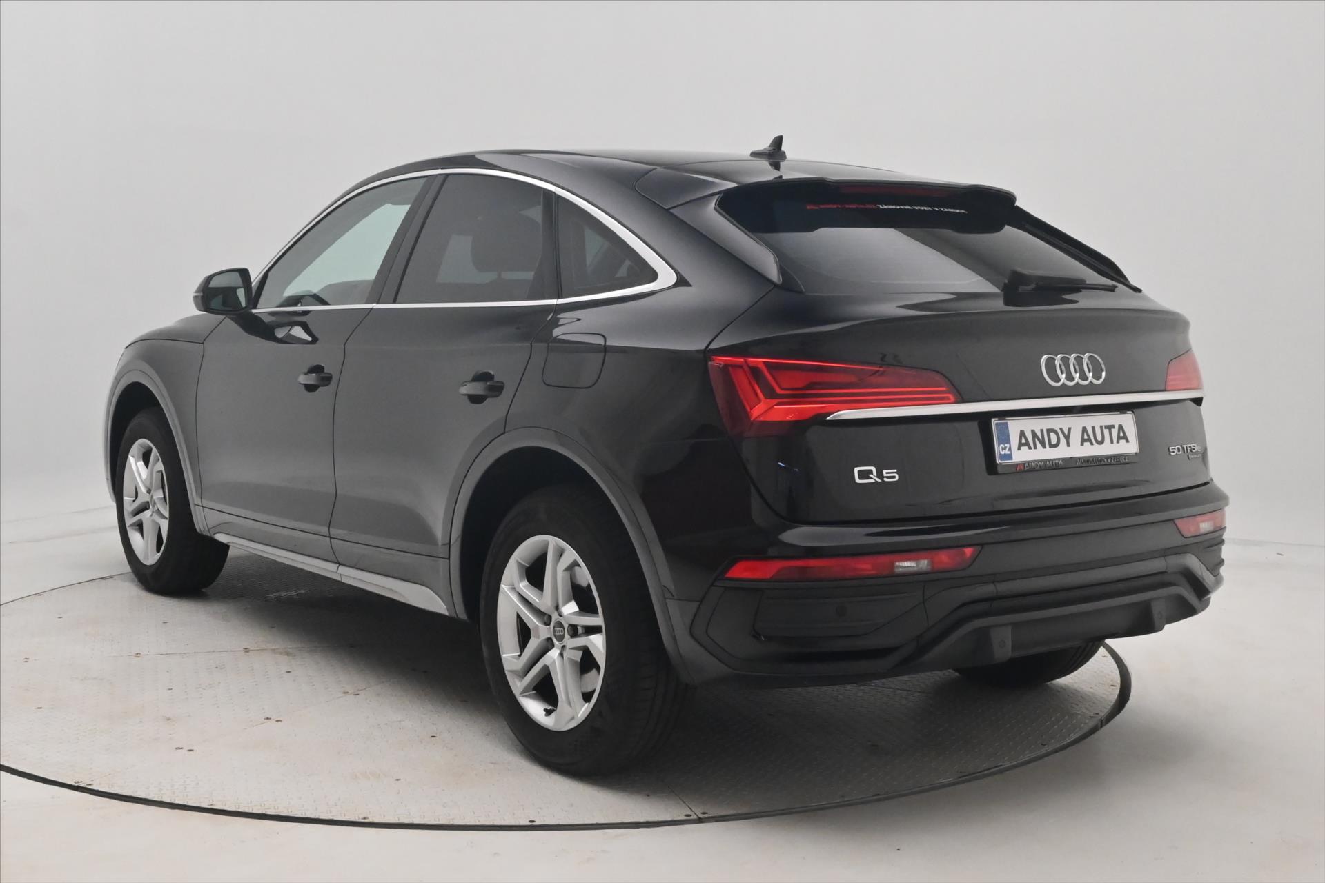 Main photo of the car Audi Q5 2.0 50TFSIe 195kW 4x4 S-Tronic Sportback Warranty up to 5 l (8)