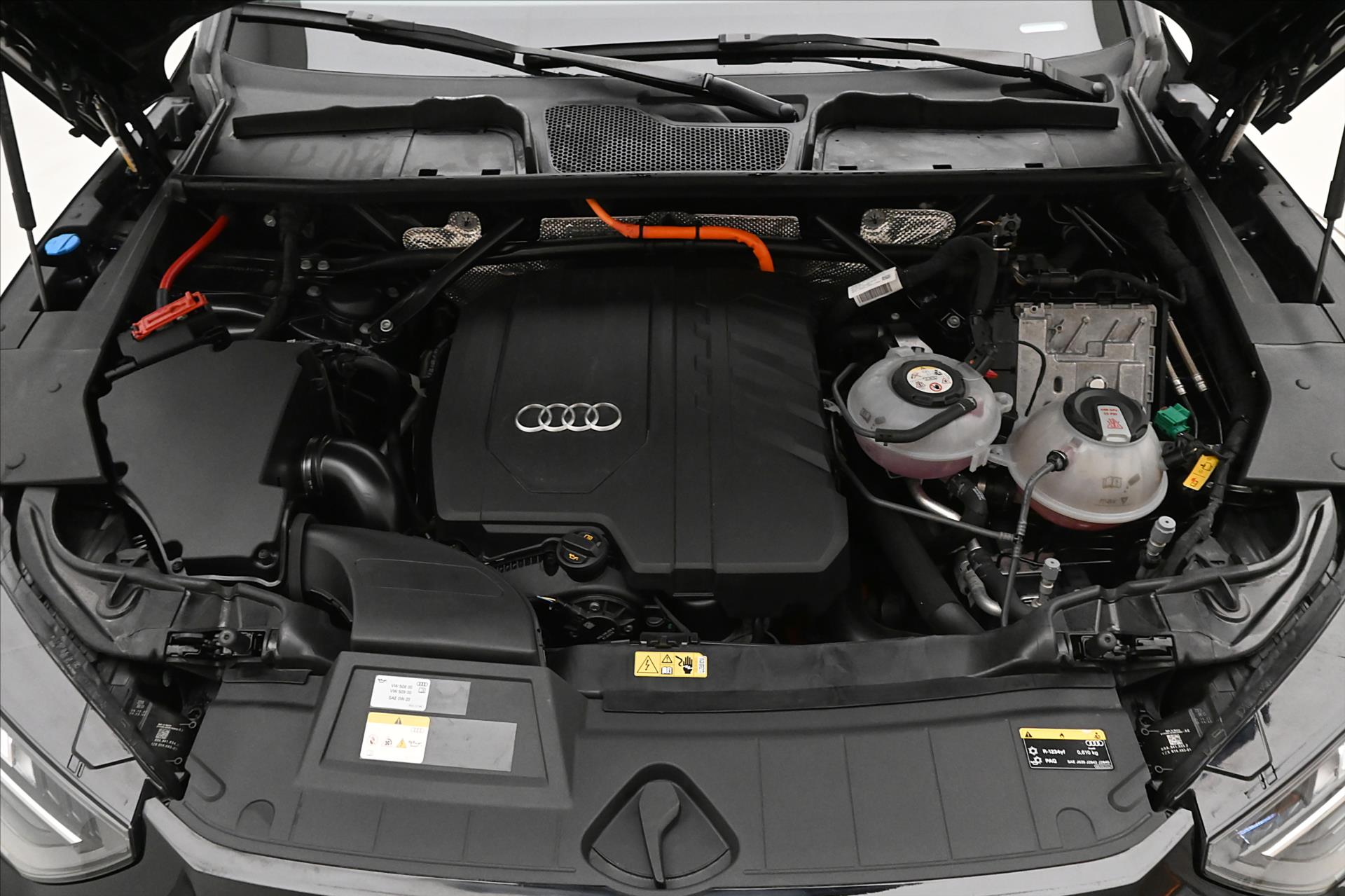 Main photo of the car Audi Q5 2.0 50TFSIe 195kW 4x4 S-Tronic Sportback Warranty up to 5 l (10)