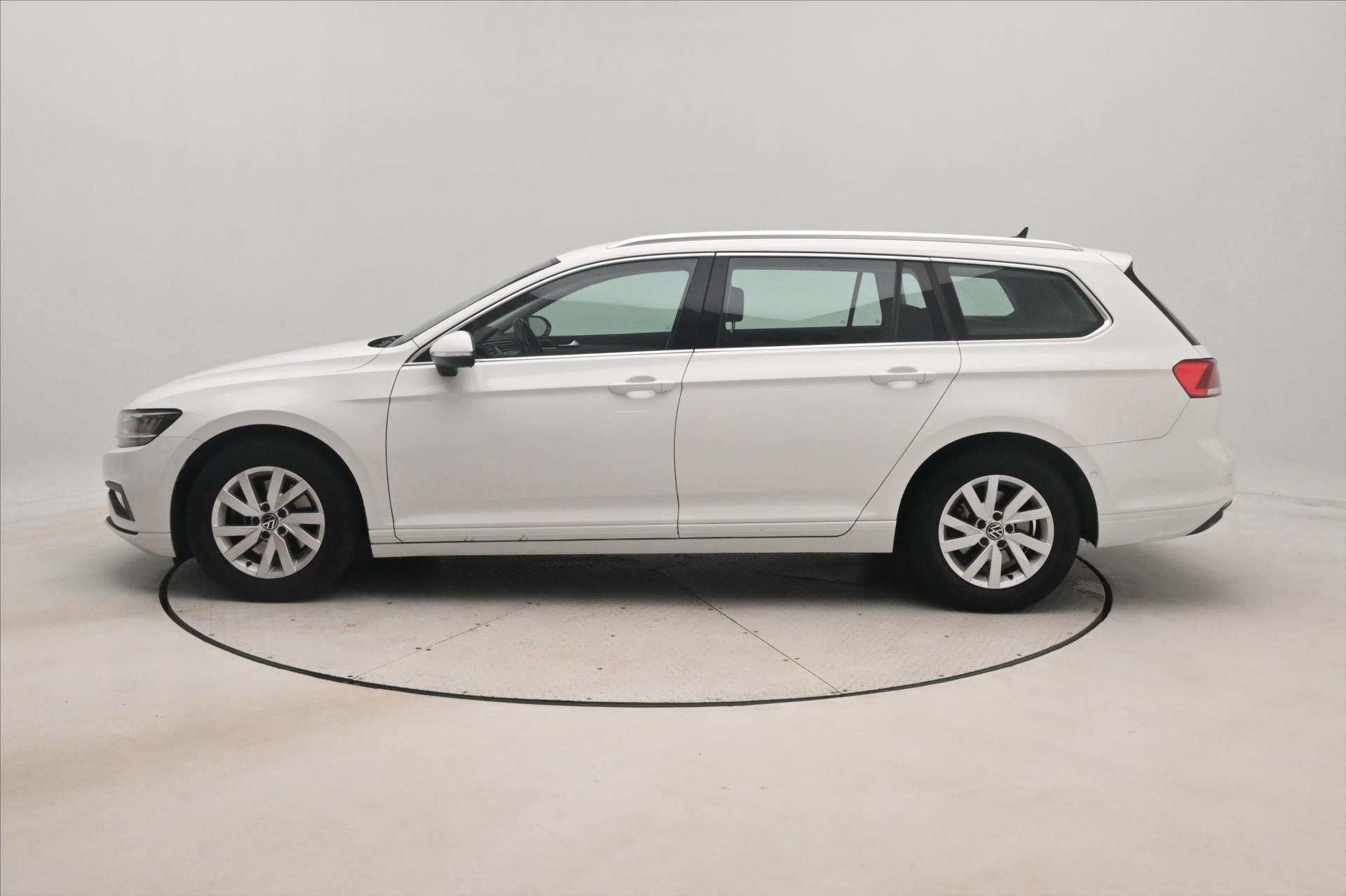 Hlavní fotografie vozu Volkswagen Passat 2,0 TDI 110kW DSG Business Záruka až 5 let (8)
