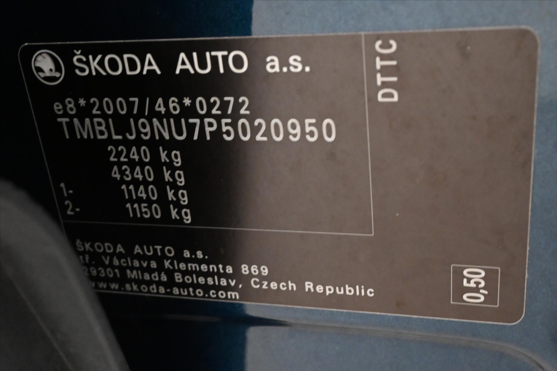 Hlavní fotografie vozu Škoda Karoq 2,0 TDI 110kW 4x4 DSG TOUR Záruka až 5 let (13)