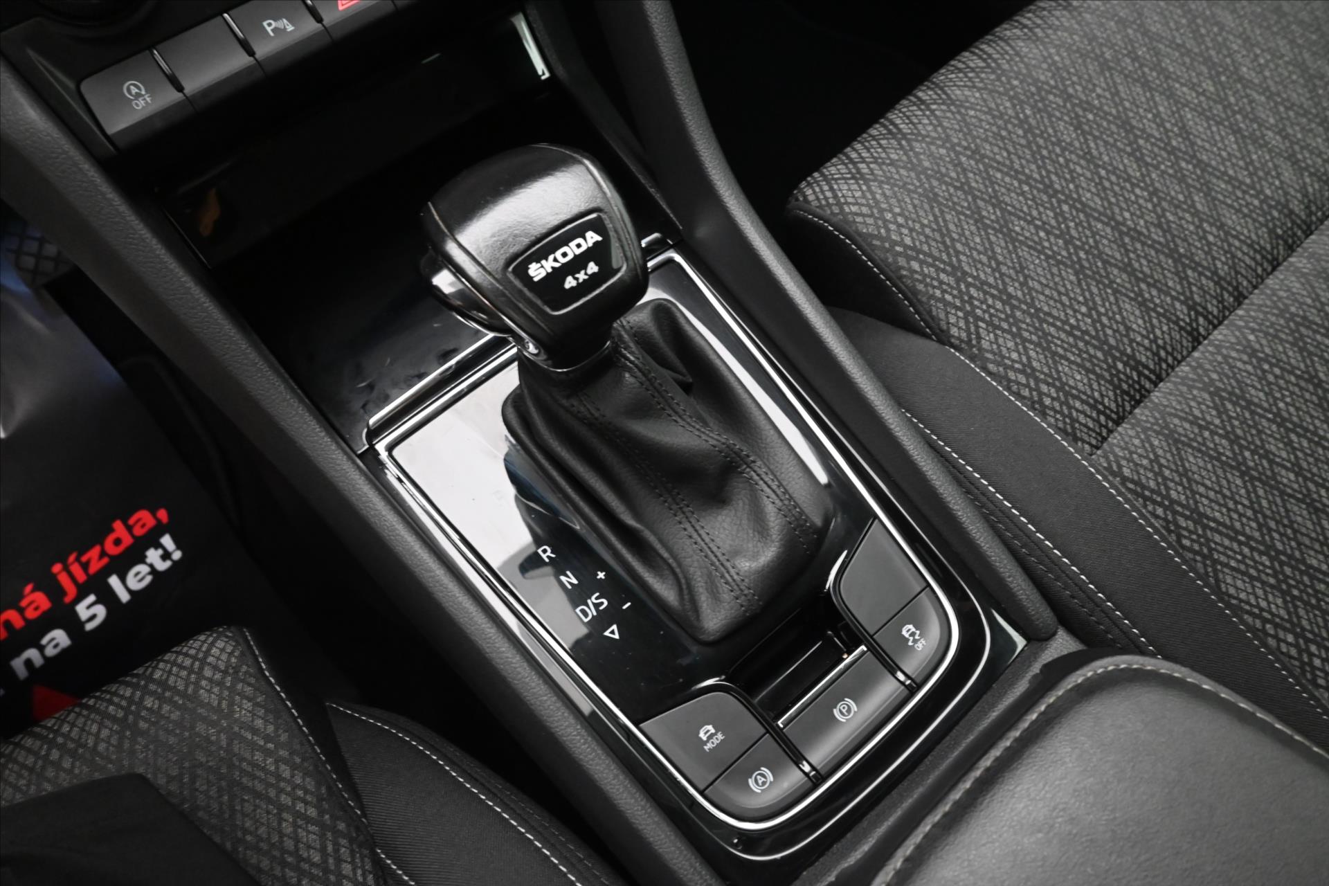 Hlavní fotografie vozu Škoda Karoq 2,0 TDI 110kW DSG Style Záruka až 5 let (23)
