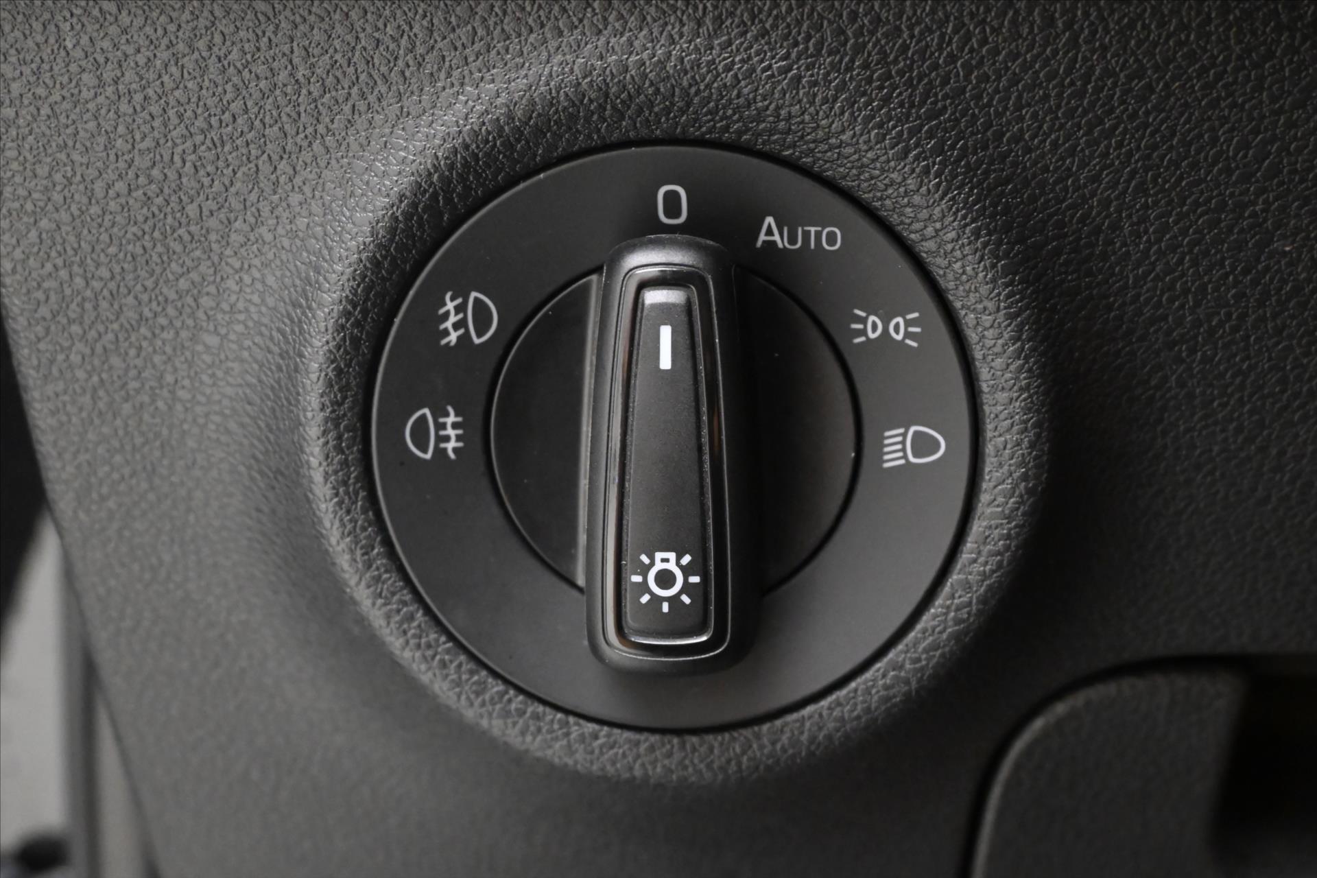 Hlavní fotografie vozu Škoda Karoq 2,0 TDI 85kW DSG Ambition Záruka až 5 let (26)