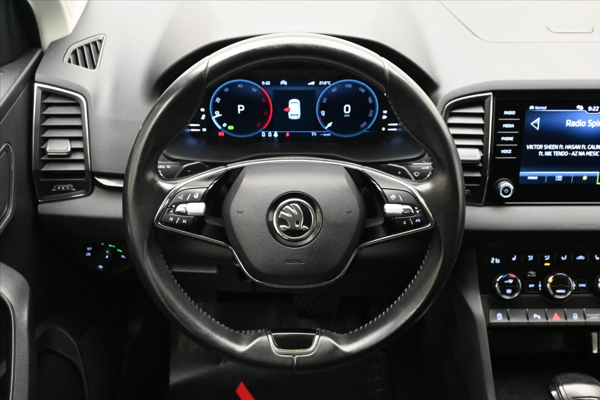 Hlavní fotografie vozu Škoda Karoq 2,0 TDI 110 kW 4x4 DSG Style Záruka až 5 let (18)
