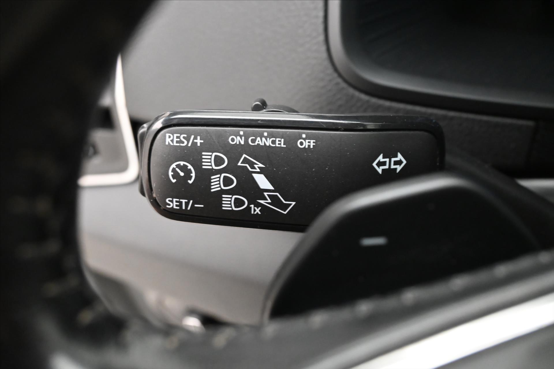 Hlavní fotografie vozu Škoda Karoq 2,0 TDI 110 kW 4x4 DSG Style Záruka až 5 let (22)