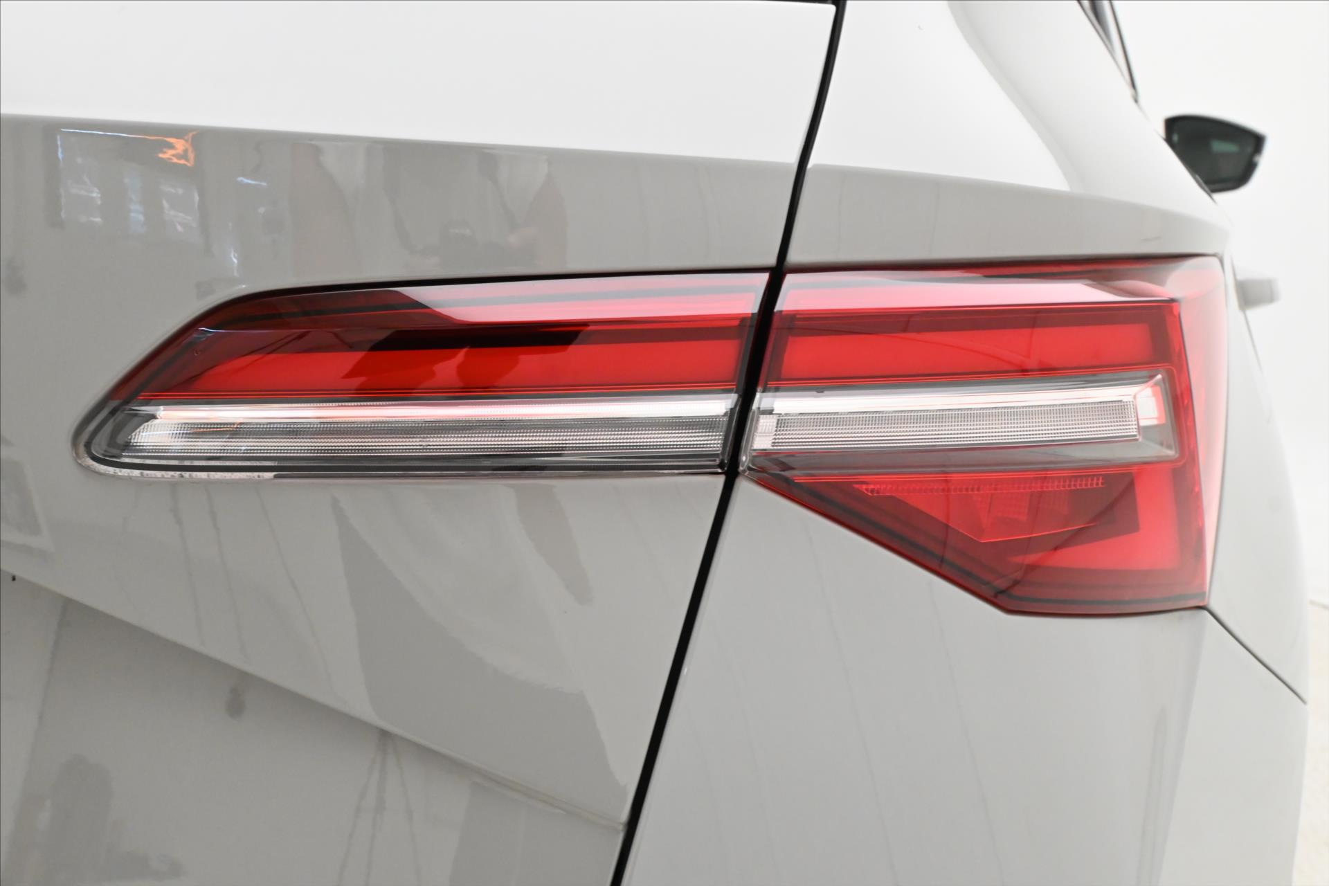 Hlavní fotografie vozu Škoda Karoq 2,0 TDI 110 kW 4x4 DSG Style Záruka až 5 let (29)