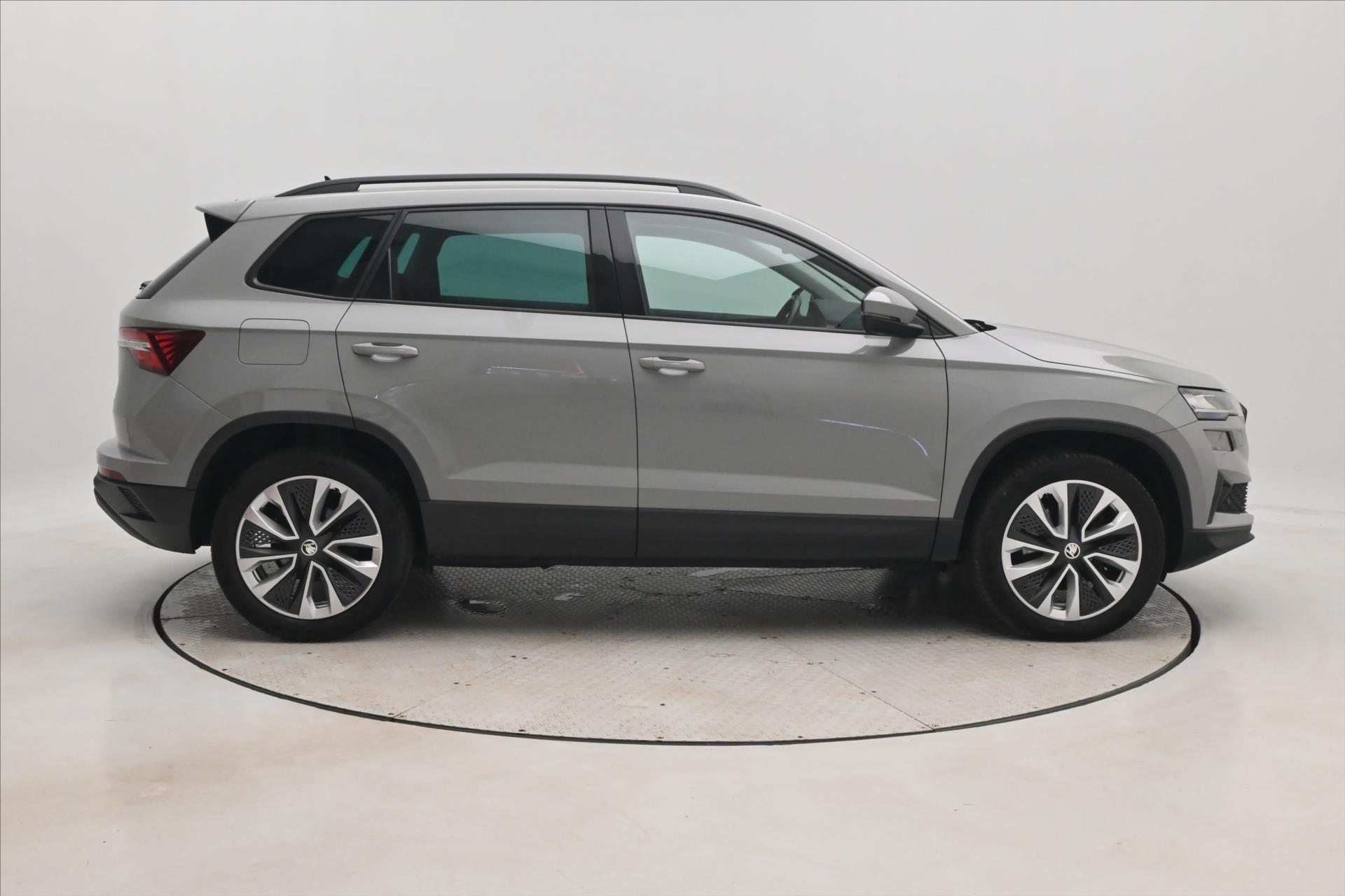 Hlavní fotografie vozu Škoda Karoq 2,0 TDI 110 kW 4x4 DSG Style Záruka až 5 let (4)