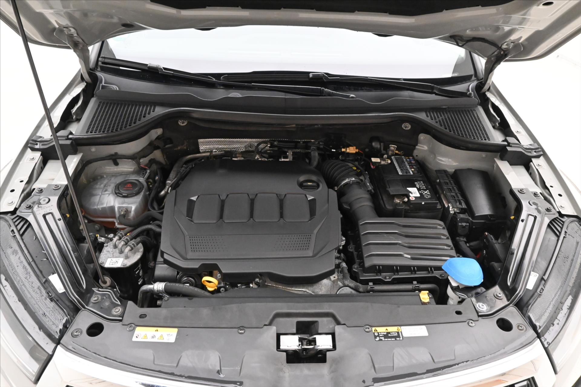 Hlavní fotografie vozu Škoda Karoq 2,0 TDI 110 kW 4x4 DSG Style Záruka až 5 let (10)