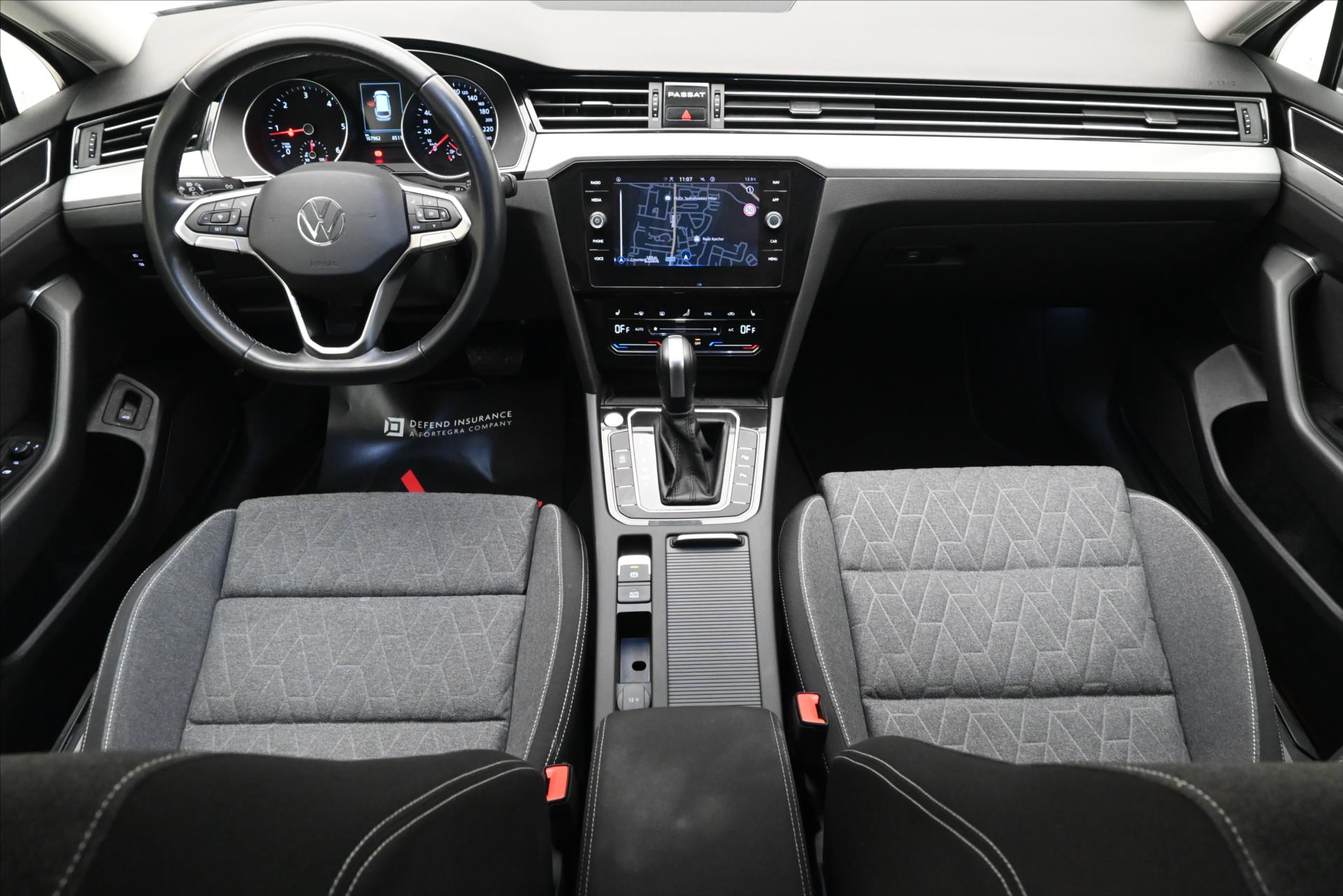 Hlavní fotografie vozu Volkswagen Passat 2,0 TDI 110kW DSG Business Záruka až 5 let (16)
