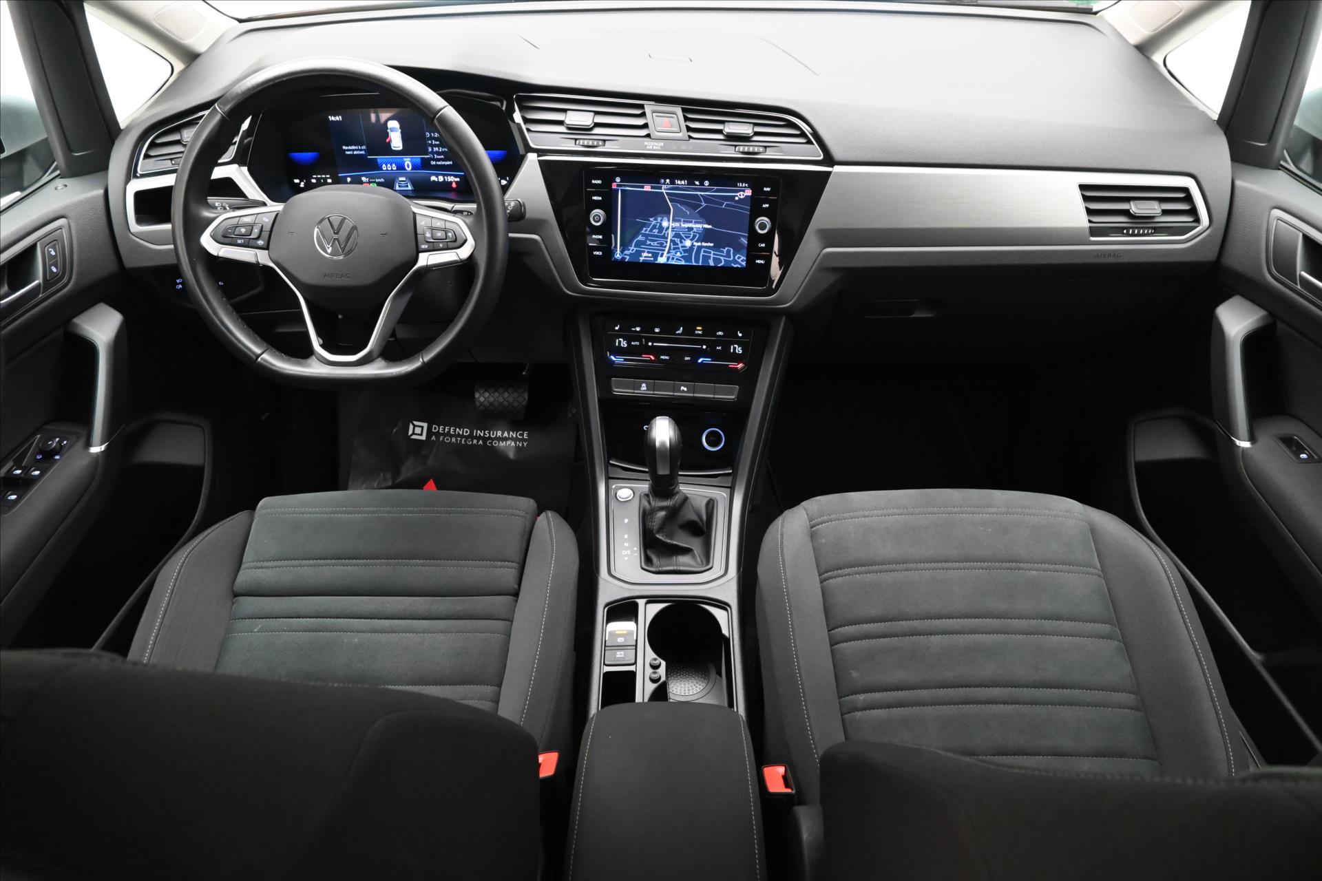 Hlavní fotografie vozu Volkswagen Touran 2,0 TDI 110kW DSG Záruka až 5 let (16)