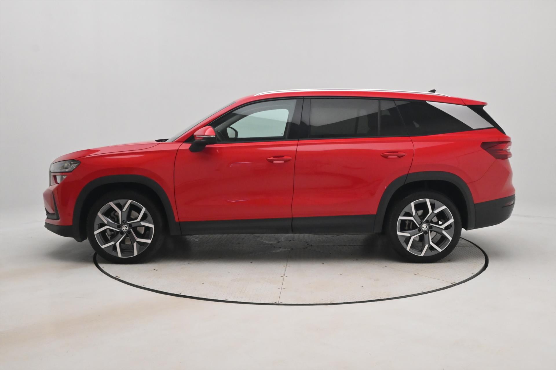 Hlavní fotografie vozu Škoda Kodiaq 2,0 TDI 142 kW DSG 4x4 7/míst Záruka až 5 let (9)