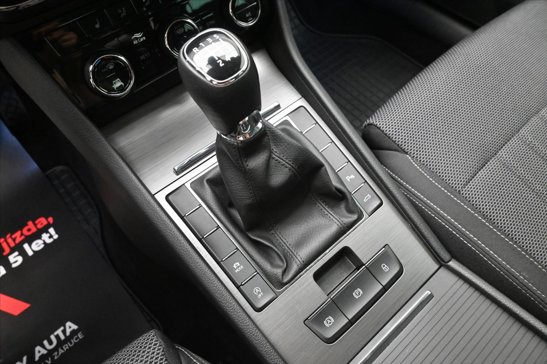 Hlavní fotografie vozu Škoda Superb 2,0 TDI 110 kW Style Záruka až 5 let (22)