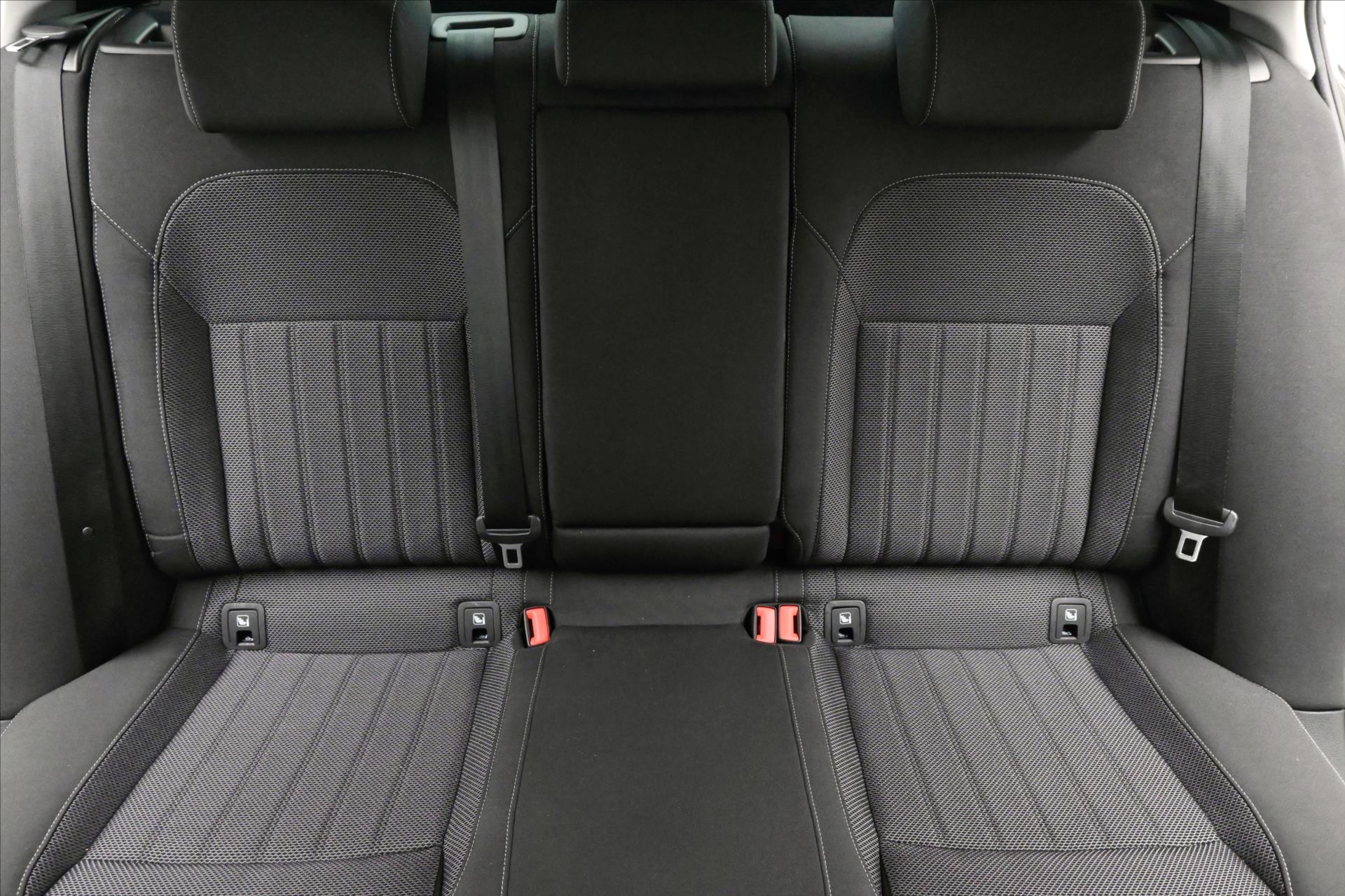 Hlavní fotografie vozu Škoda Superb 2,0 TDI 110 kW Style Záruka až 5 let (28)
