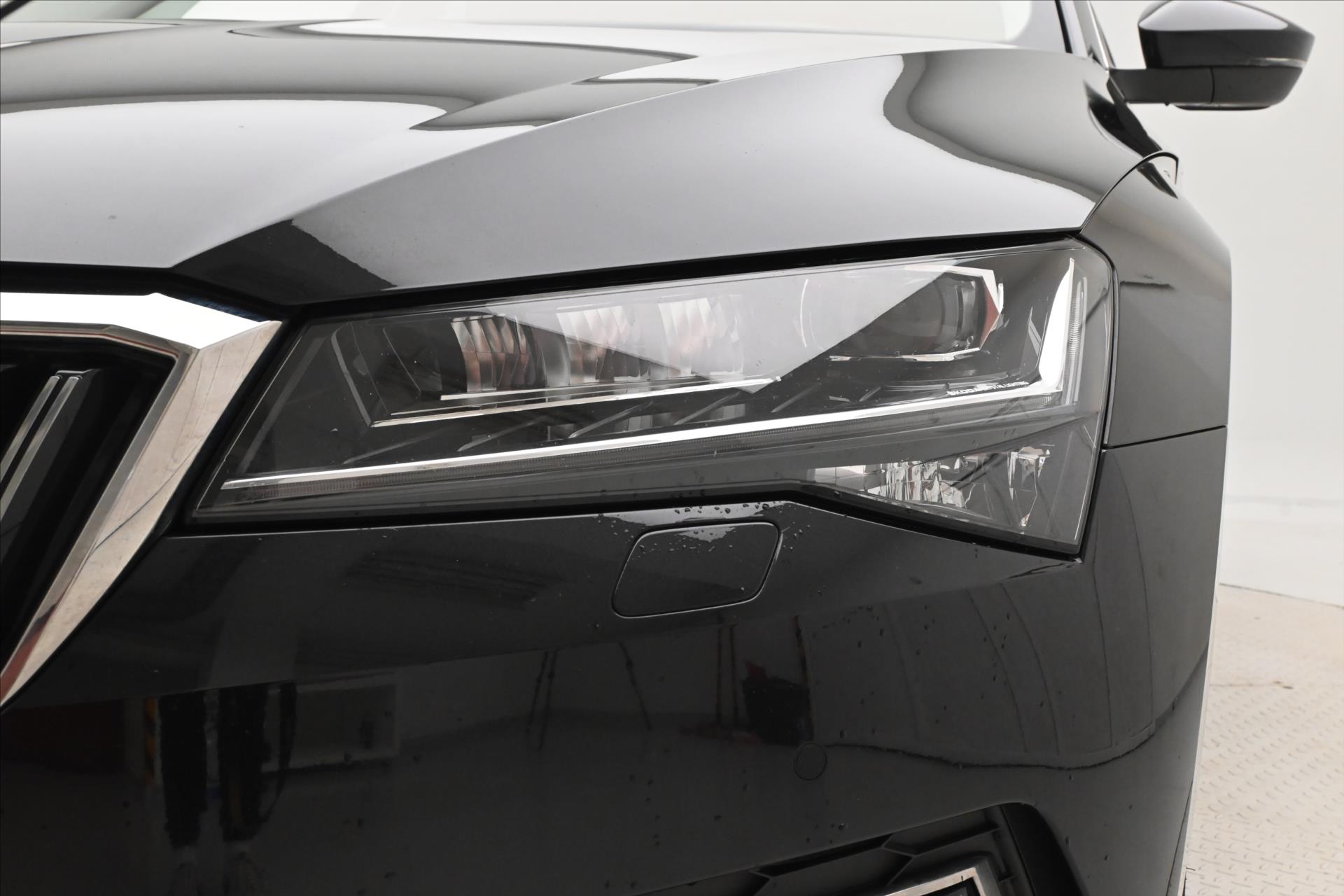 Hlavní fotografie vozu Škoda Superb 2,0 TDI 110 kW Style Záruka až 5 let (29)