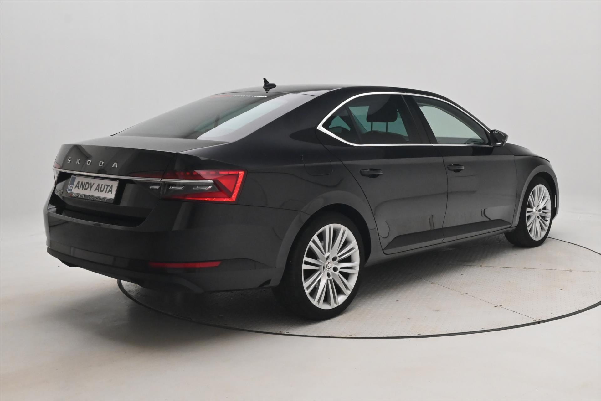 Hlavní fotografie vozu Škoda Superb 2,0 TDI 110 kW Style Záruka až 5 let (6)