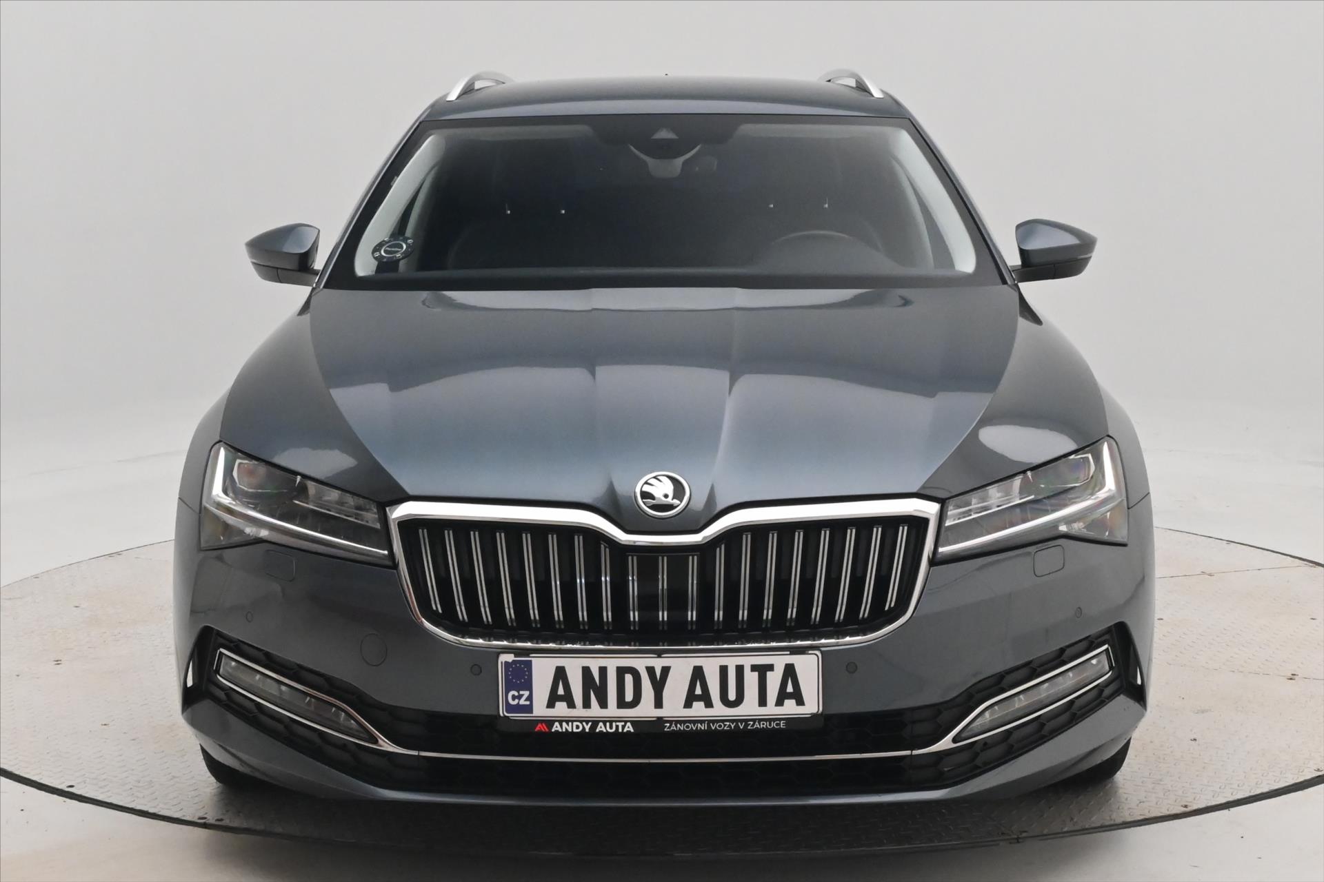 Hlavní fotografie vozu Škoda Superb 2,0 TSI 140kW DSG Style Záruka až 5 let (2)