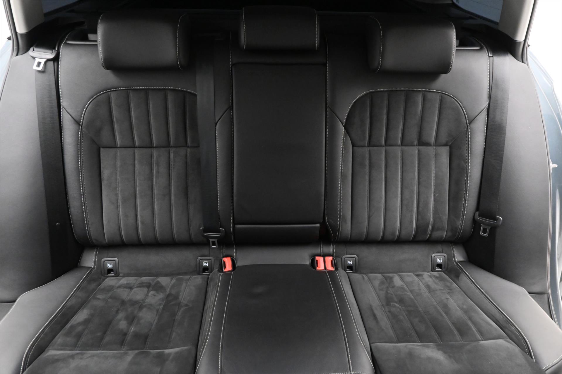 Hlavní fotografie vozu Škoda Superb 2,0 TSI 140kW DSG Style Záruka až 5 let (28)