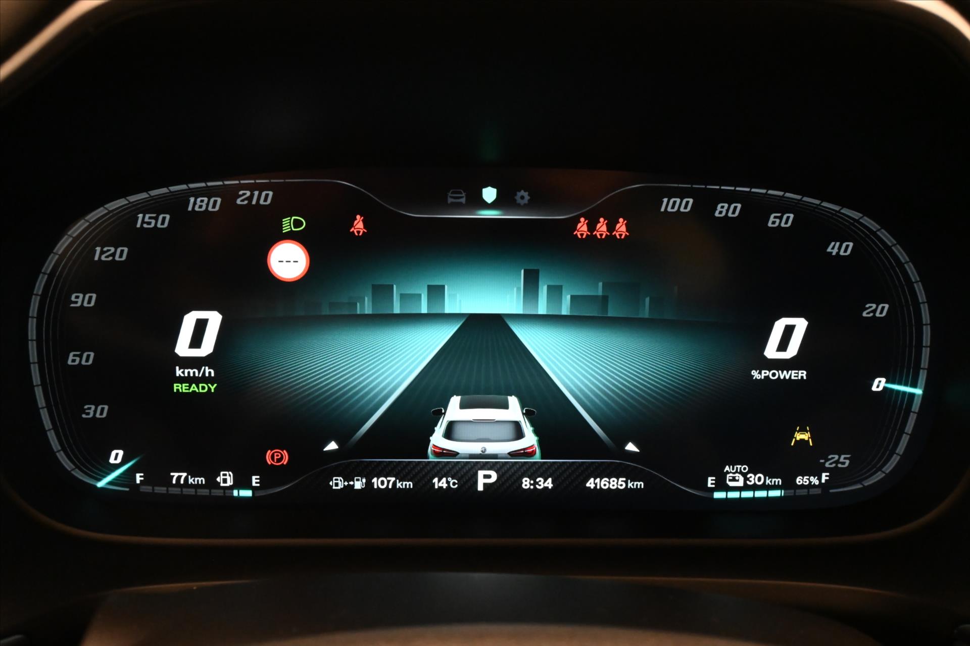 Hlavní fotografie vozu MG eHS 1,5 TGI PHEV 119 kW AT Záruka až 5 let (16)