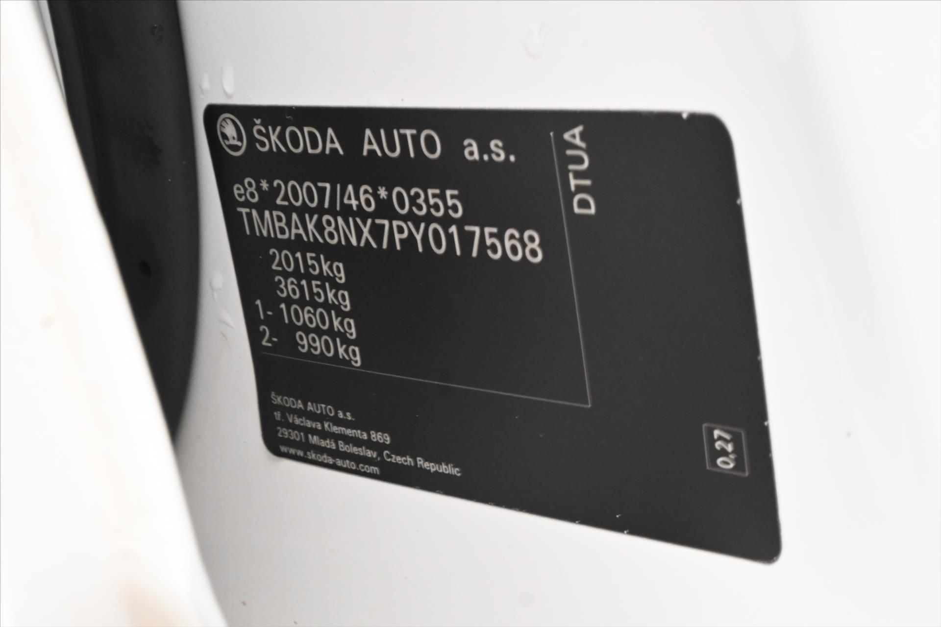 Hlavní fotografie vozu Škoda Octavia 2,0 TDI RS 147kW DSG Záruka až 5 let (12)