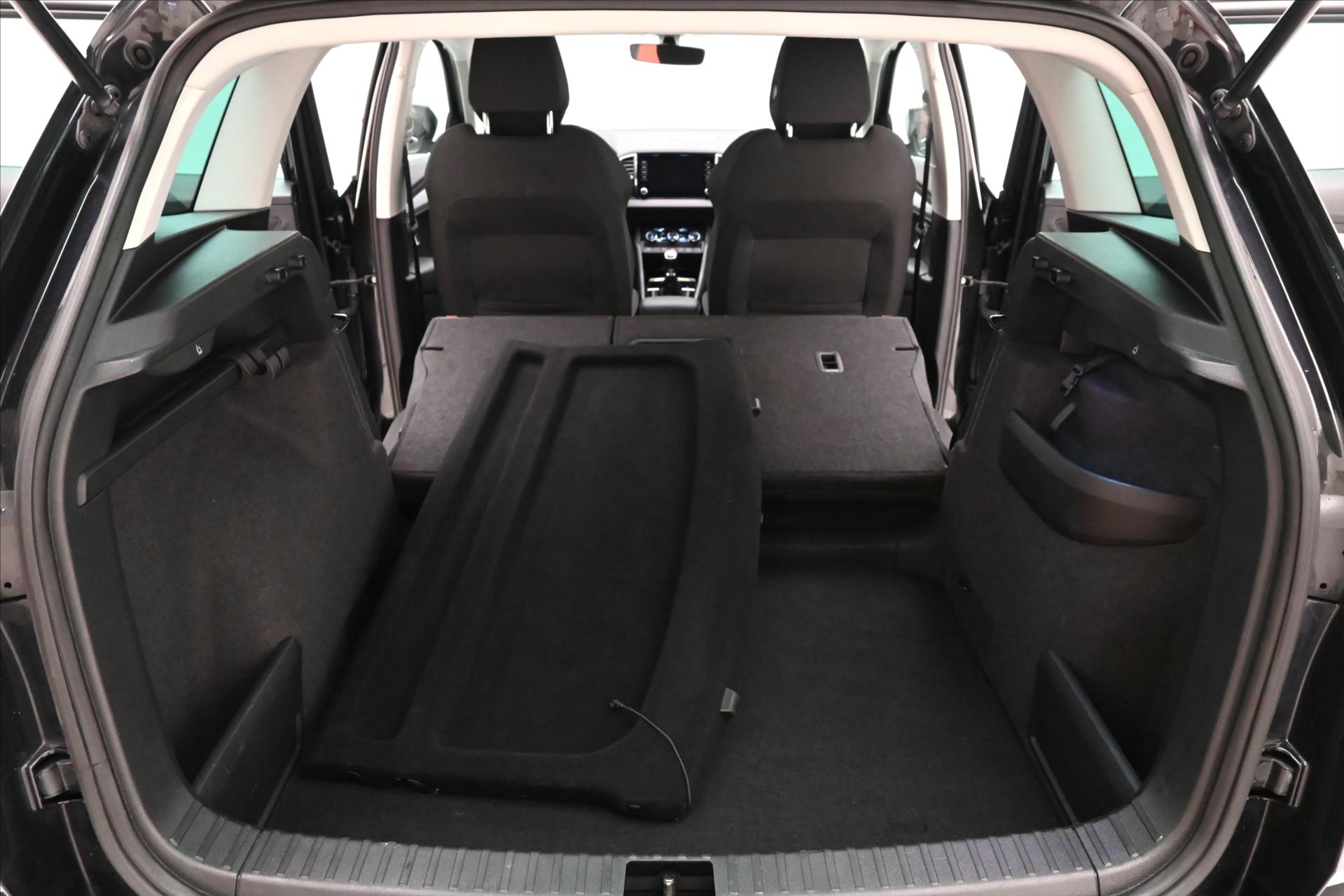 Hlavní fotografie vozu Škoda Karoq 2,0 TDI 85 kW Clever Záruka až 5 let (11)