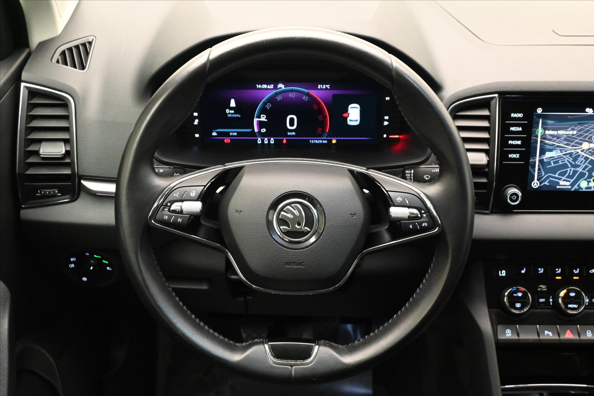 Hlavní fotografie vozu Škoda Karoq 2,0 TDI 85 kW Clever Záruka až 5 let (18)