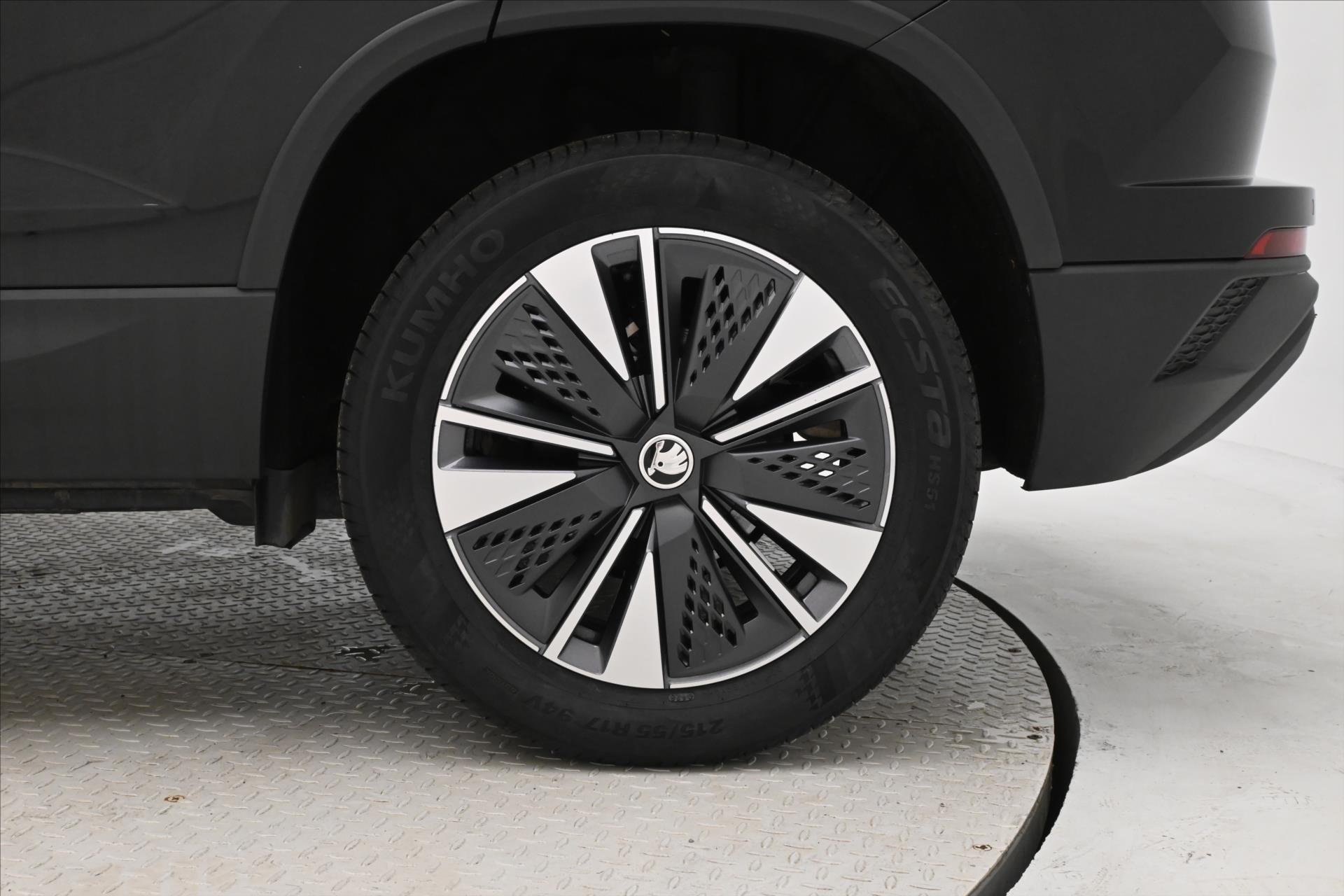 Hlavní fotografie vozu Škoda Karoq 2,0 TDI 85 kW Clever Záruka až 5 let (31)