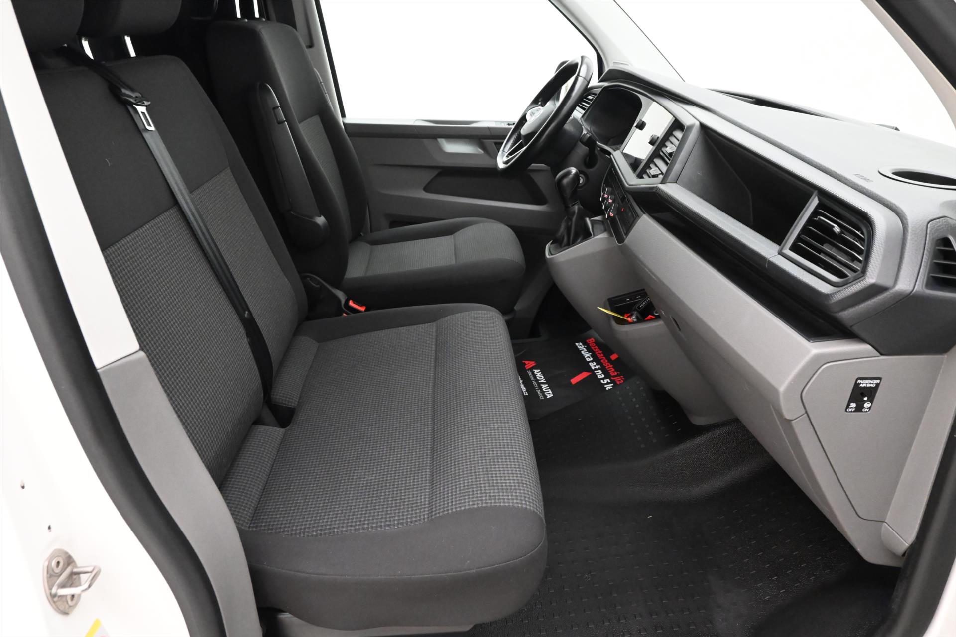 Main photo of the car Volkswagen Transporter 2.0 110kW AC DSG Navi Warranty up to 5 years (15)