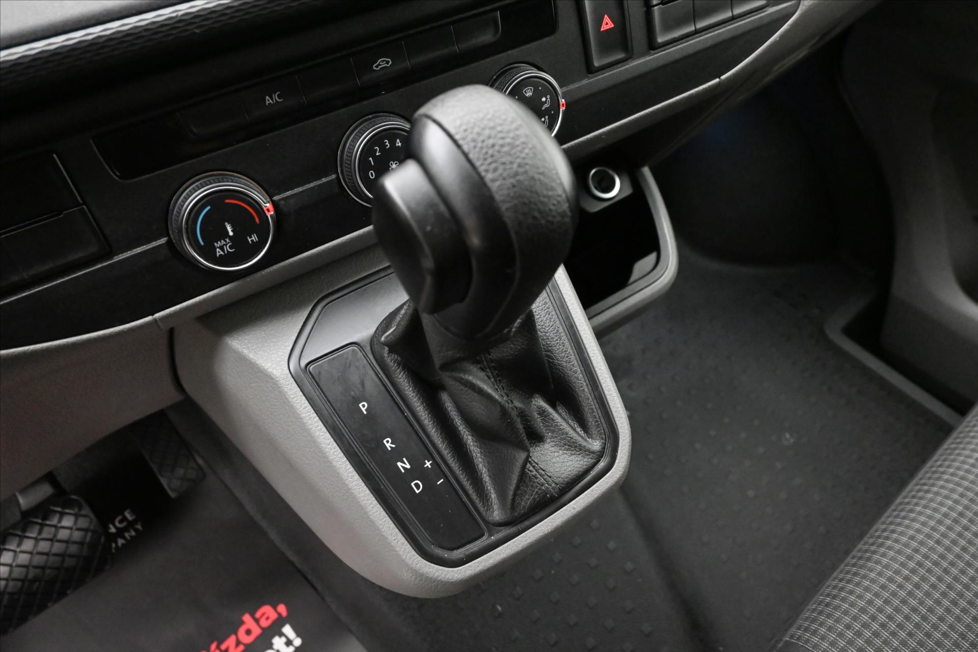 Main photo of the car Volkswagen Transporter 2.0 110kW AC DSG Navi Warranty up to 5 years (23)