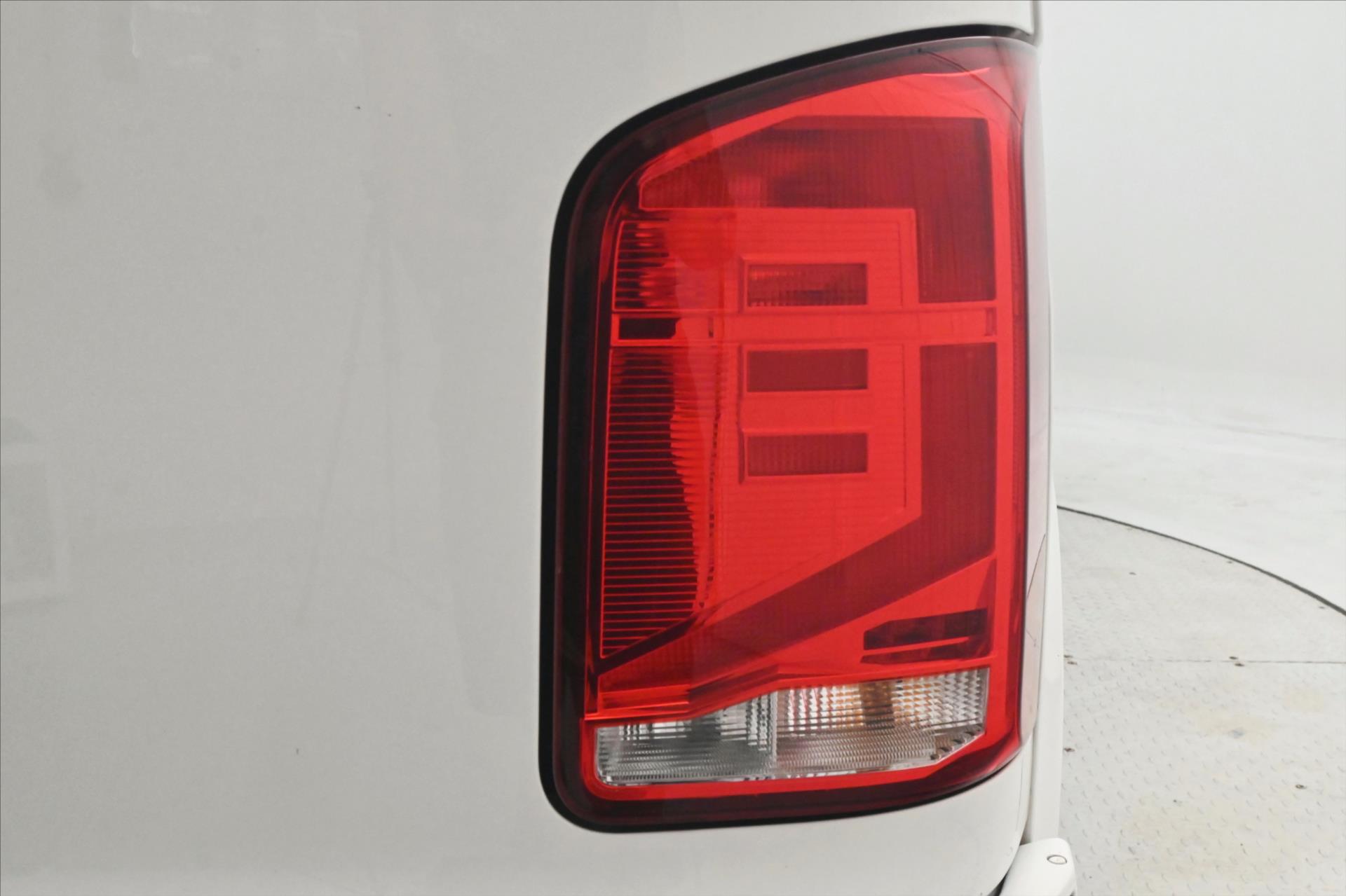 Main photo of the car Volkswagen Transporter 2.0 110kW AC DSG Navi Warranty up to 5 years (30)