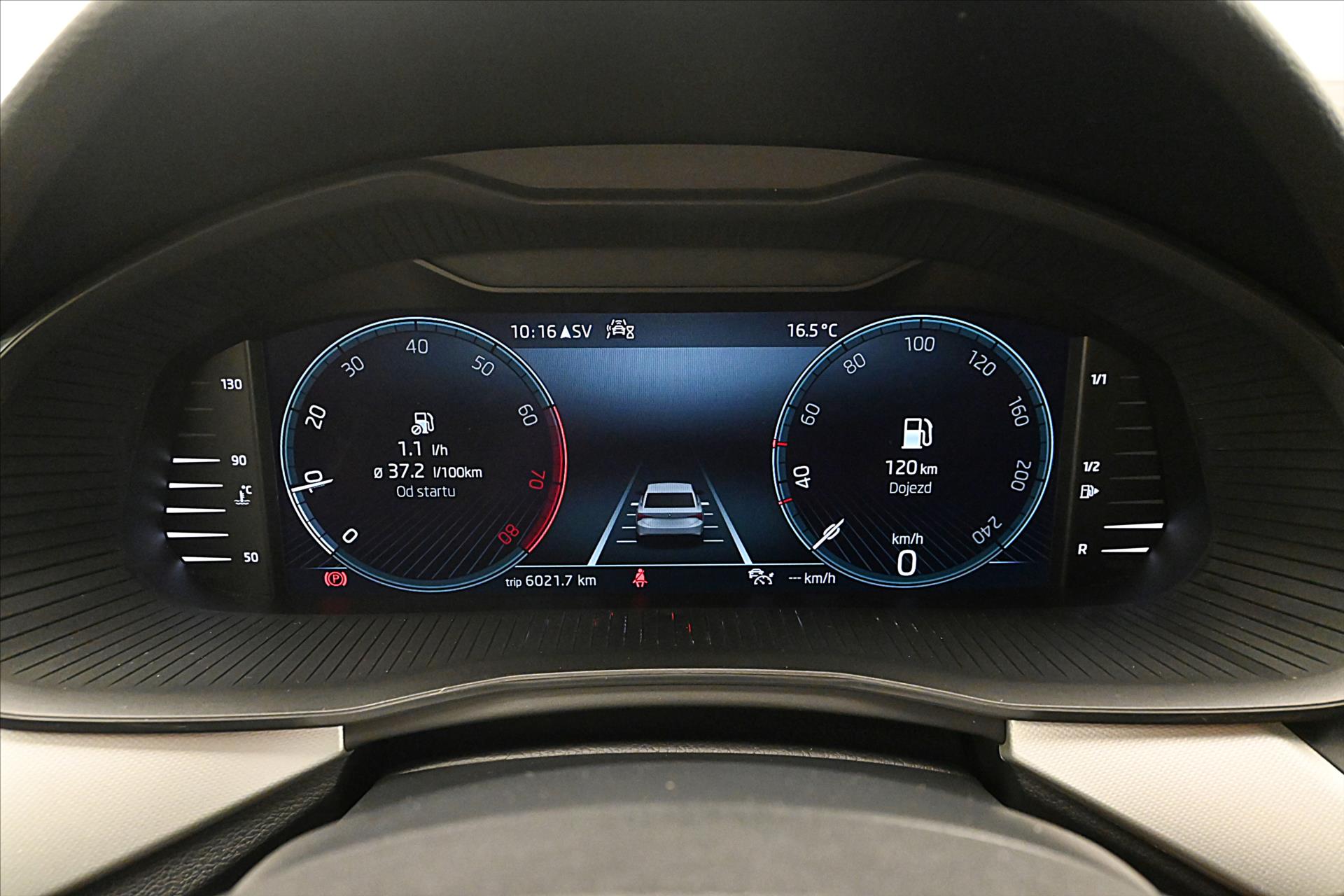 Hlavní fotografie vozu Škoda Kamiq 1,0 TSI 81kW Ambition Záruka až 5 let (16)