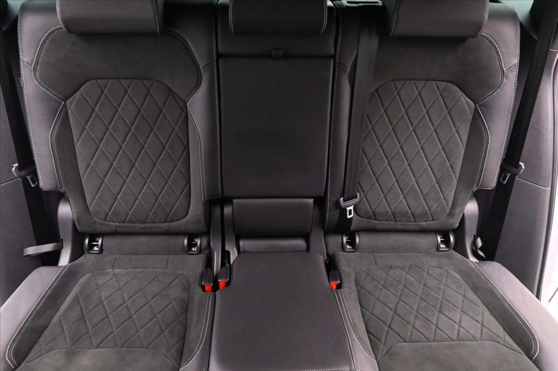 Hlavní fotografie vozu Škoda Kodiaq 1,5 TSI 110 kW Sportline Záruka až 5 let (30)