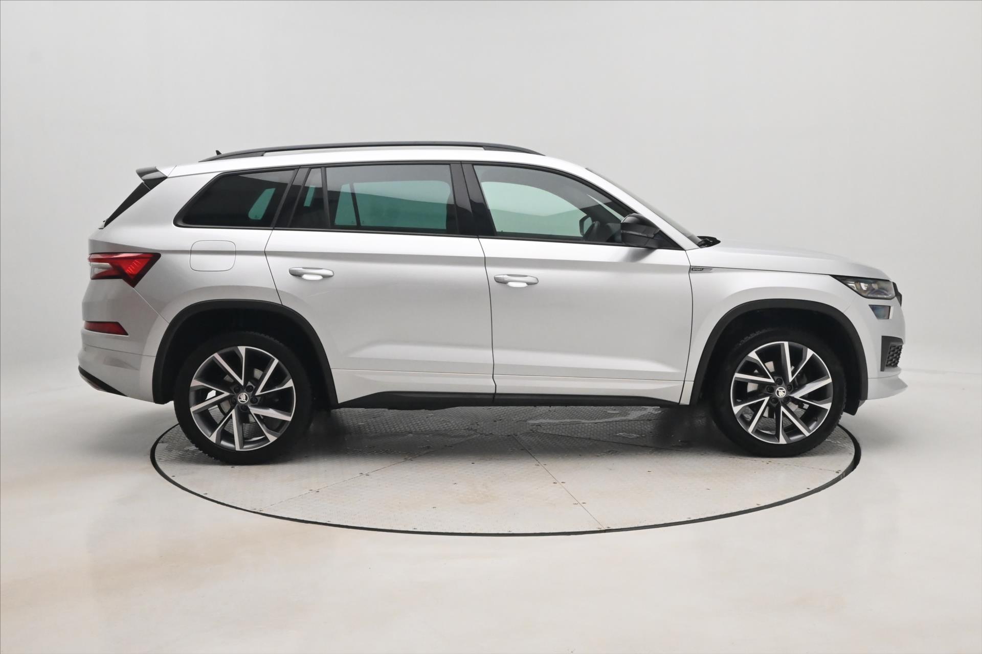 Hlavní fotografie vozu Škoda Kodiaq 1,5 TSI 110 kW Sportline Záruka až 5 let (5)