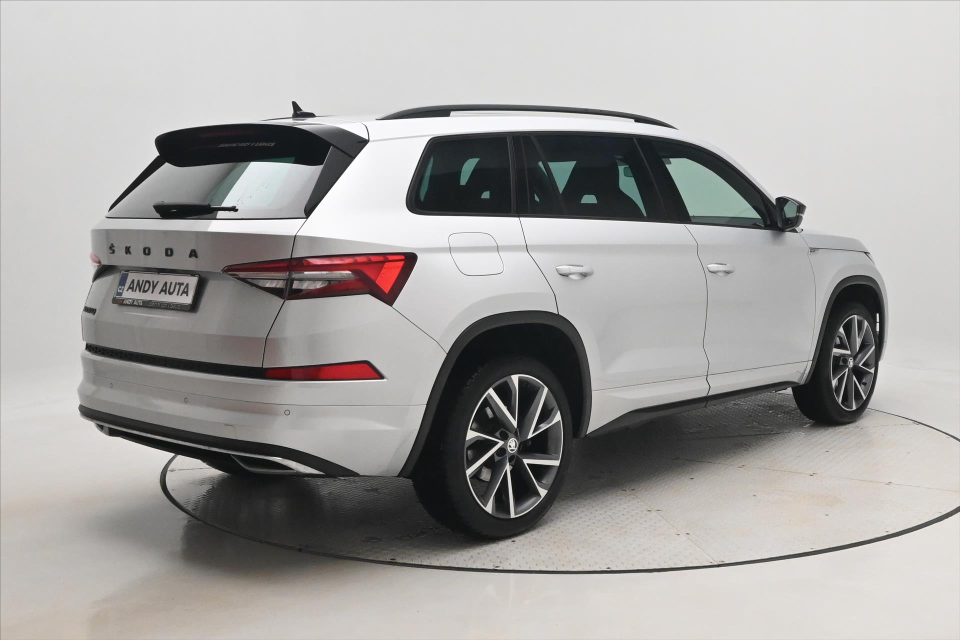 Hlavní fotografie vozu Škoda Kodiaq 1,5 TSI 110 kW Sportline Záruka až 5 let (6)