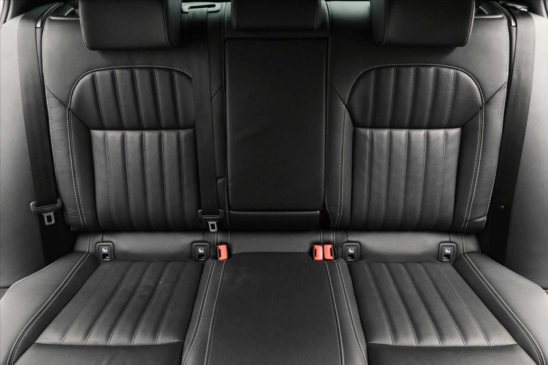 Main photo of the car Skoda Superb 2.0 TDI 147 kW DSG L&K 4x4 Warranty up to 5 years (30)