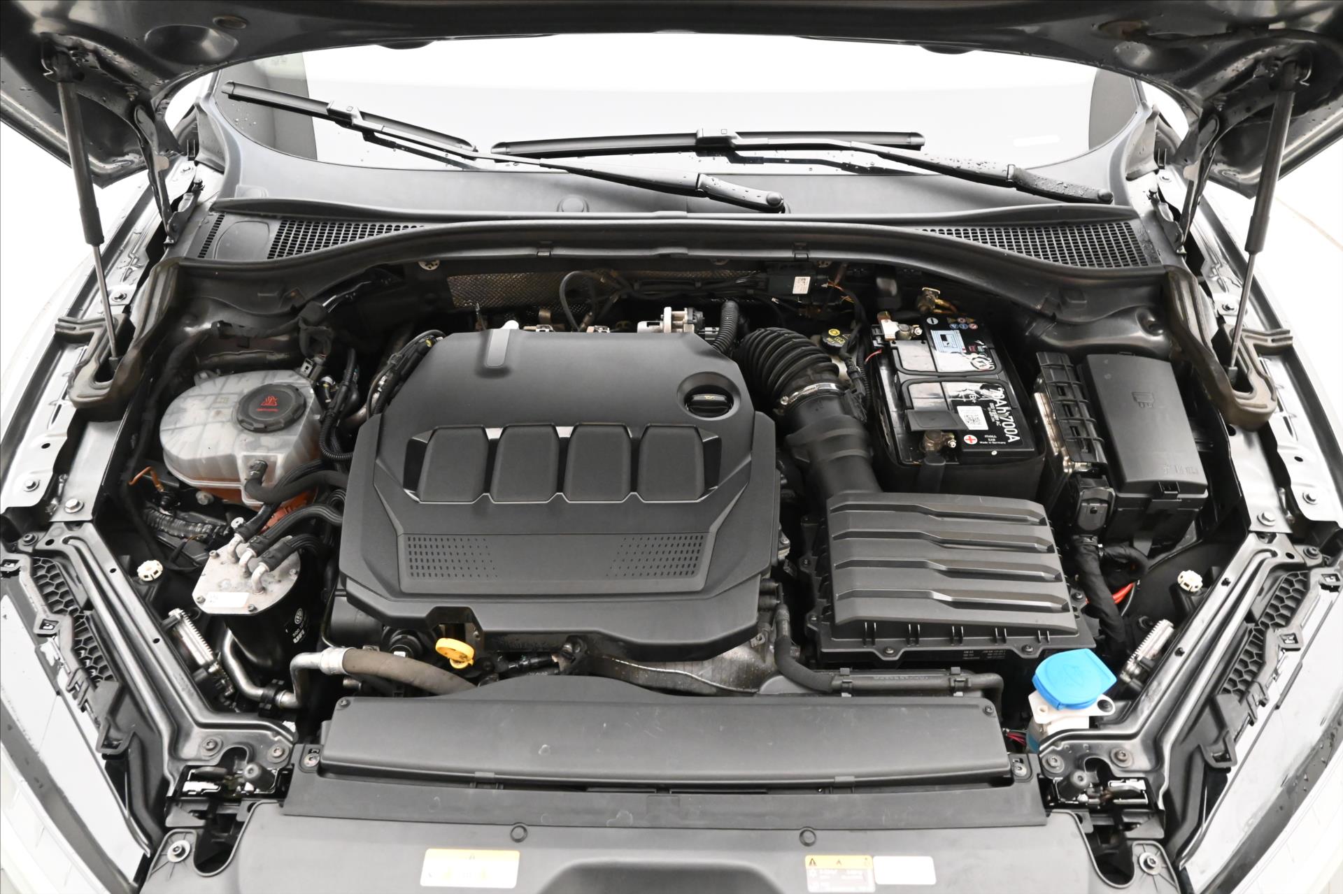 Main photo of the car Skoda Superb 2.0 TDI 147 kW DSG L&K 4x4 Warranty up to 5 years (10)