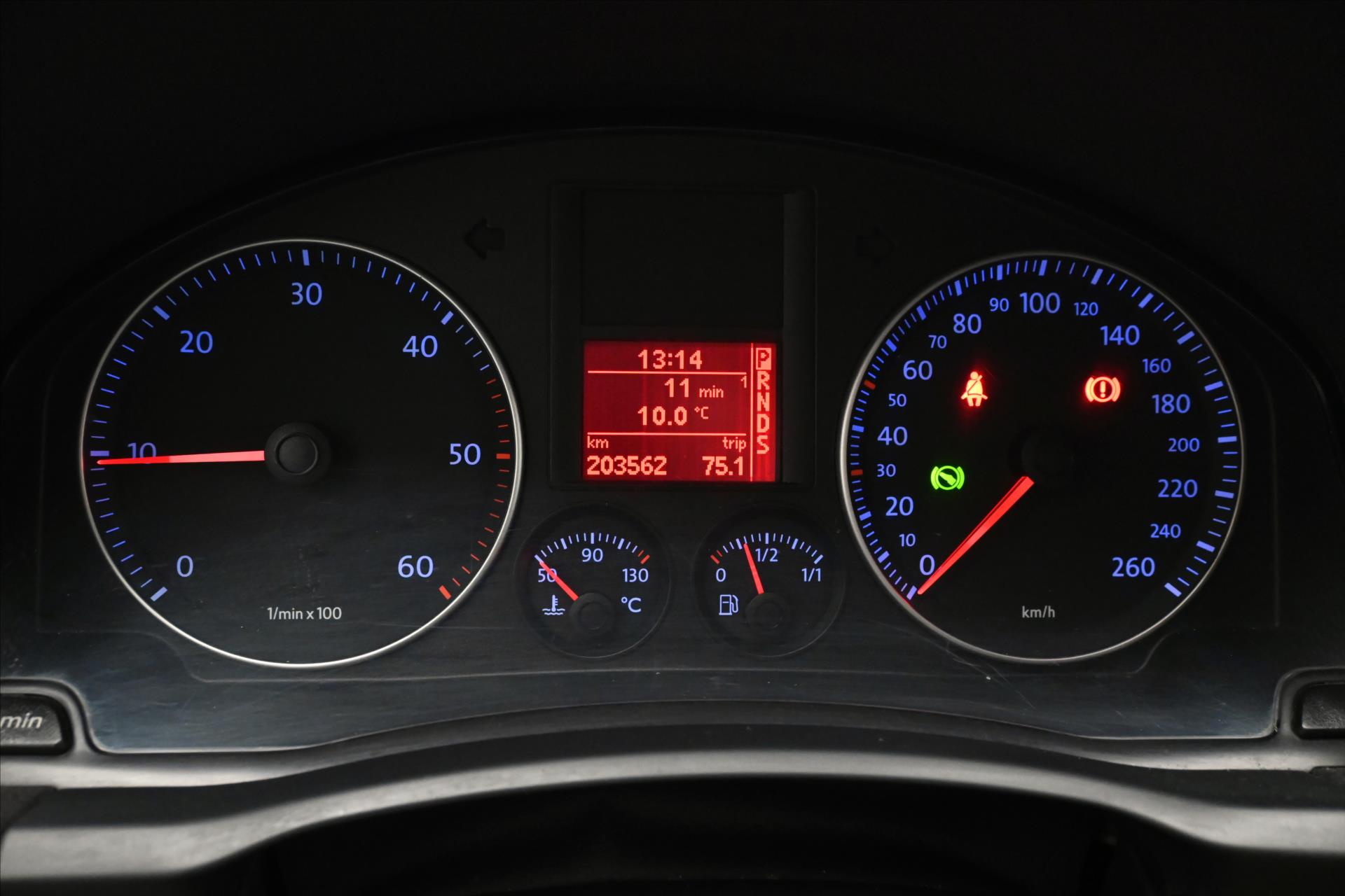 Hlavní fotografie vozu Volkswagen Golf 2,0 TDI 103 kW DSG Trend Nová STK (16)