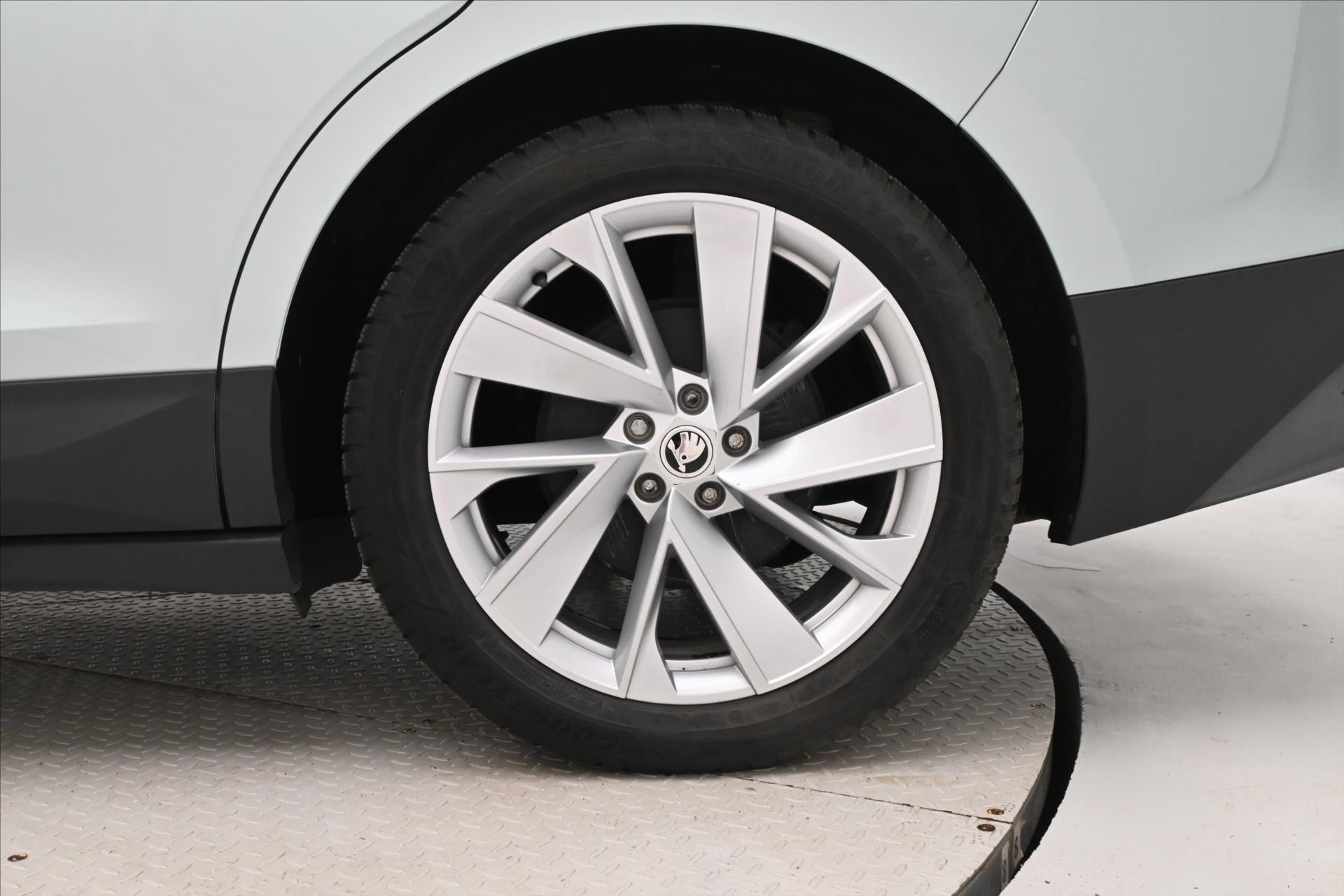 Hlavní fotografie vozu Škoda Enyaq iV 60 132 kW 58kWh SoH 87% Záruka až 3 roky (31)