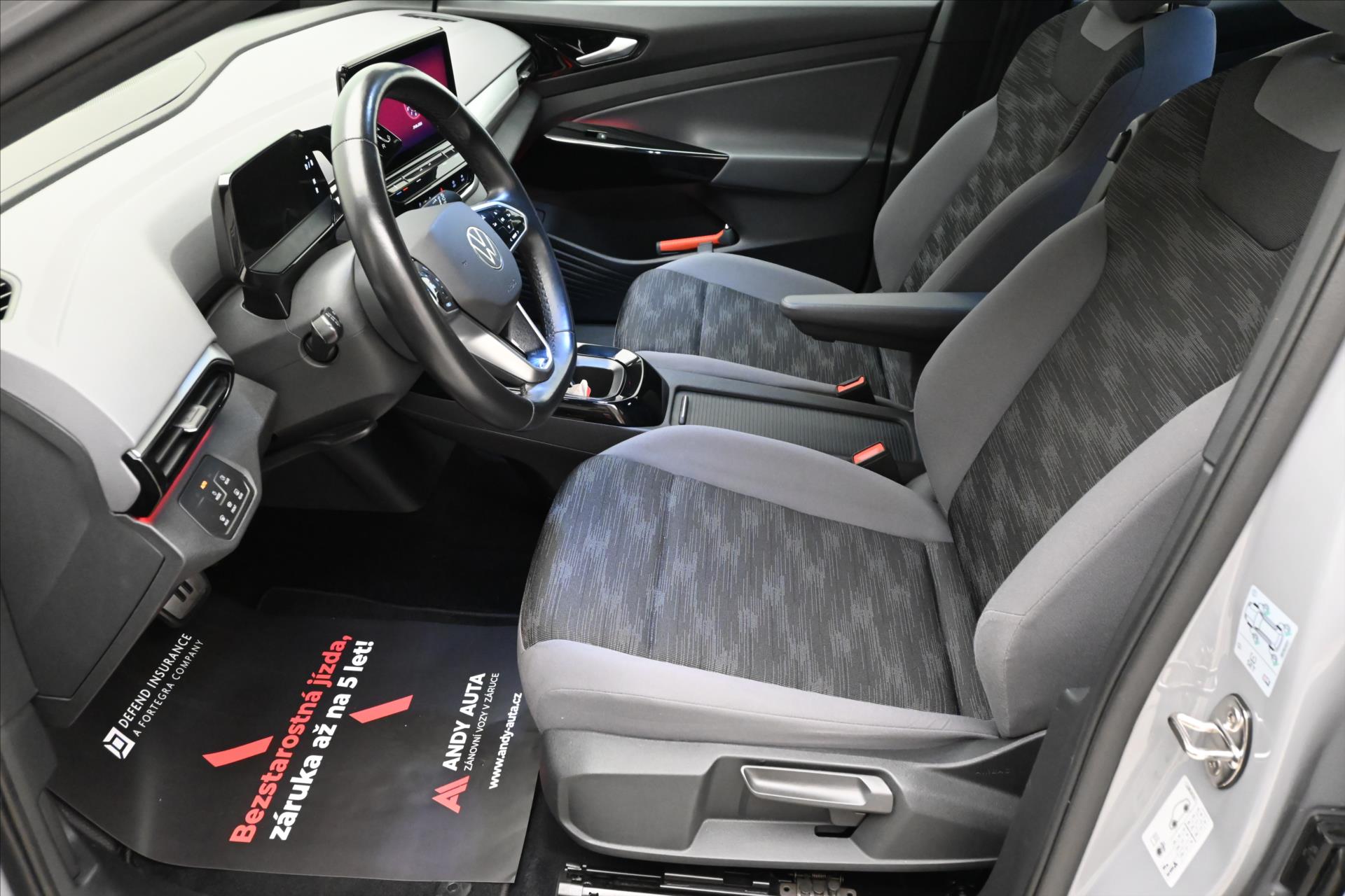 Hlavní fotografie vozu Volkswagen ID.4 Pro Performance 150kW 77kWh Záruka až 3 roky (13)