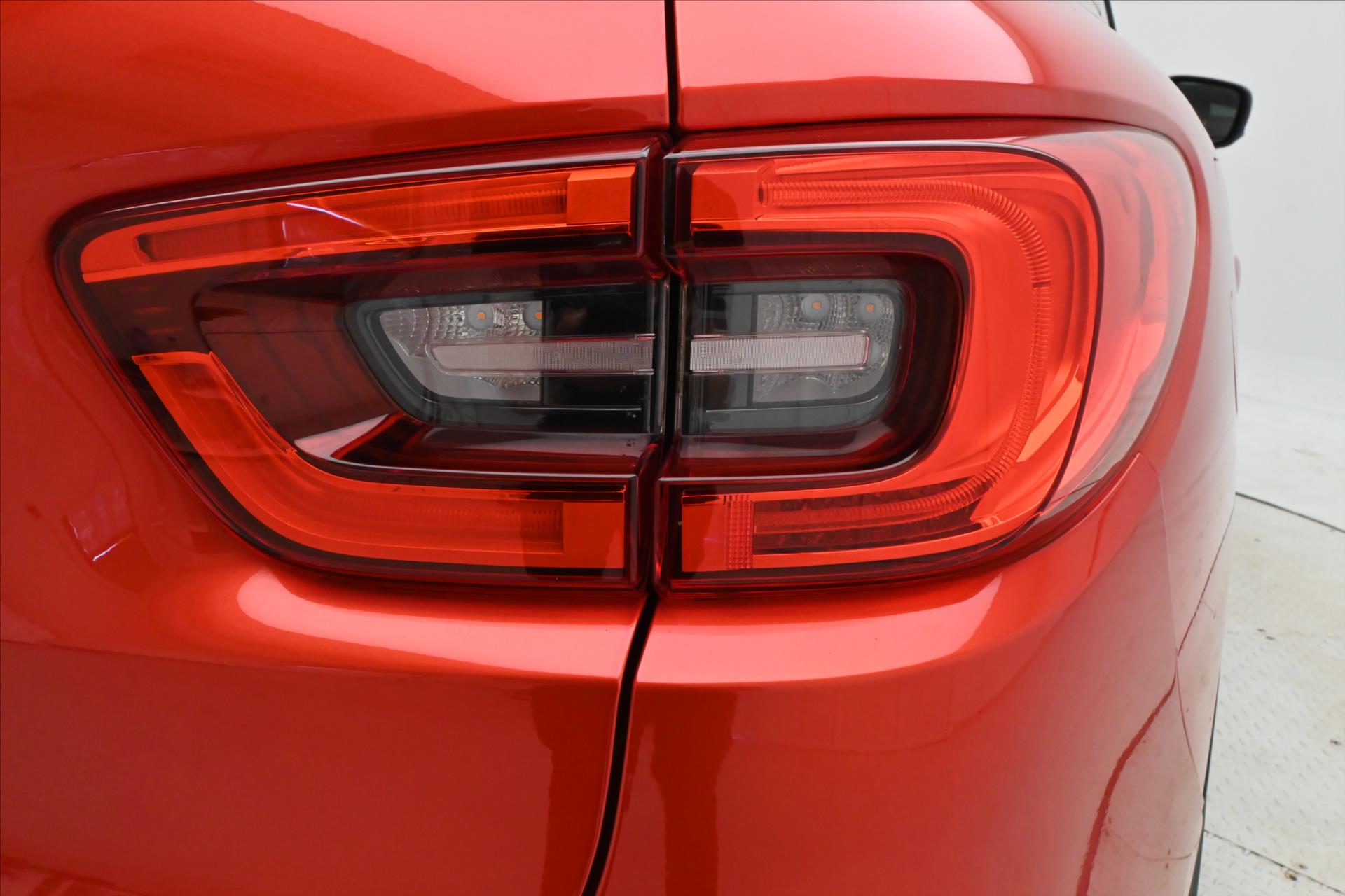 Hlavní fotografie vozu Renault Kadjar 1,3 TCe 103 kW INTENS Záruka až 5 let (28)