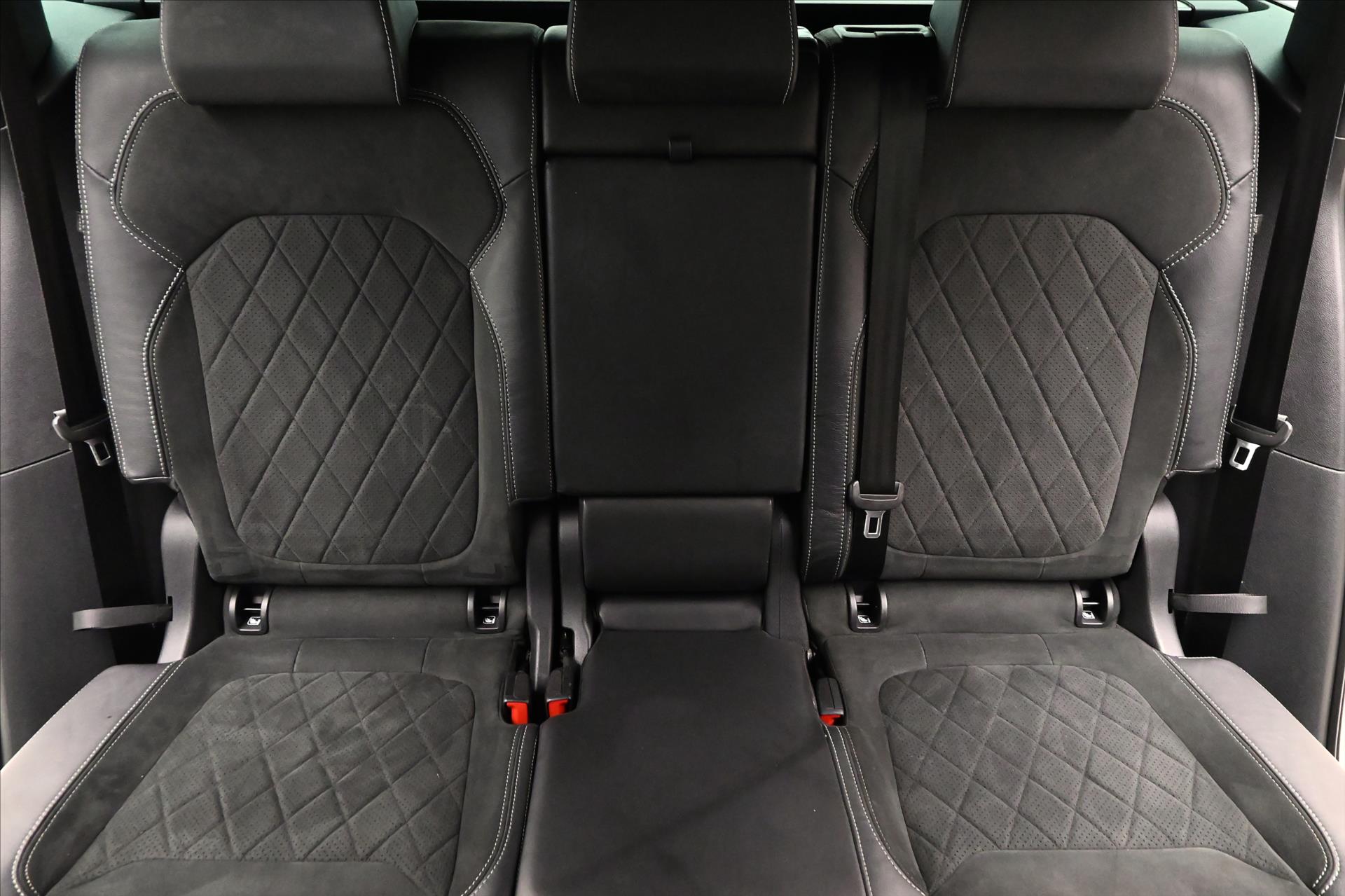 Hlavní fotografie vozu Škoda Kodiaq 1,5 TSI 110kW SportLine DSG Záruka až 5 let (29)