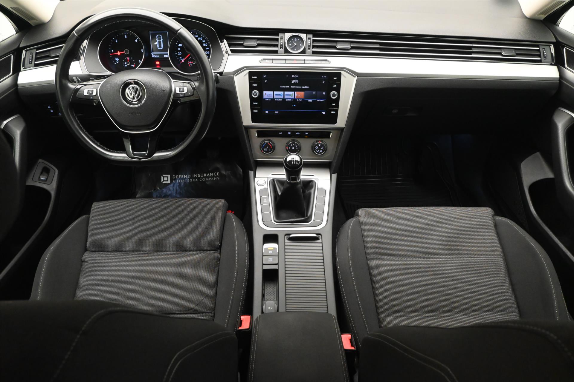 Hlavní fotografie vozu Volkswagen Passat 2,0 TDI 110 kW COMFORTLINE Záruka až 5 let (16)
