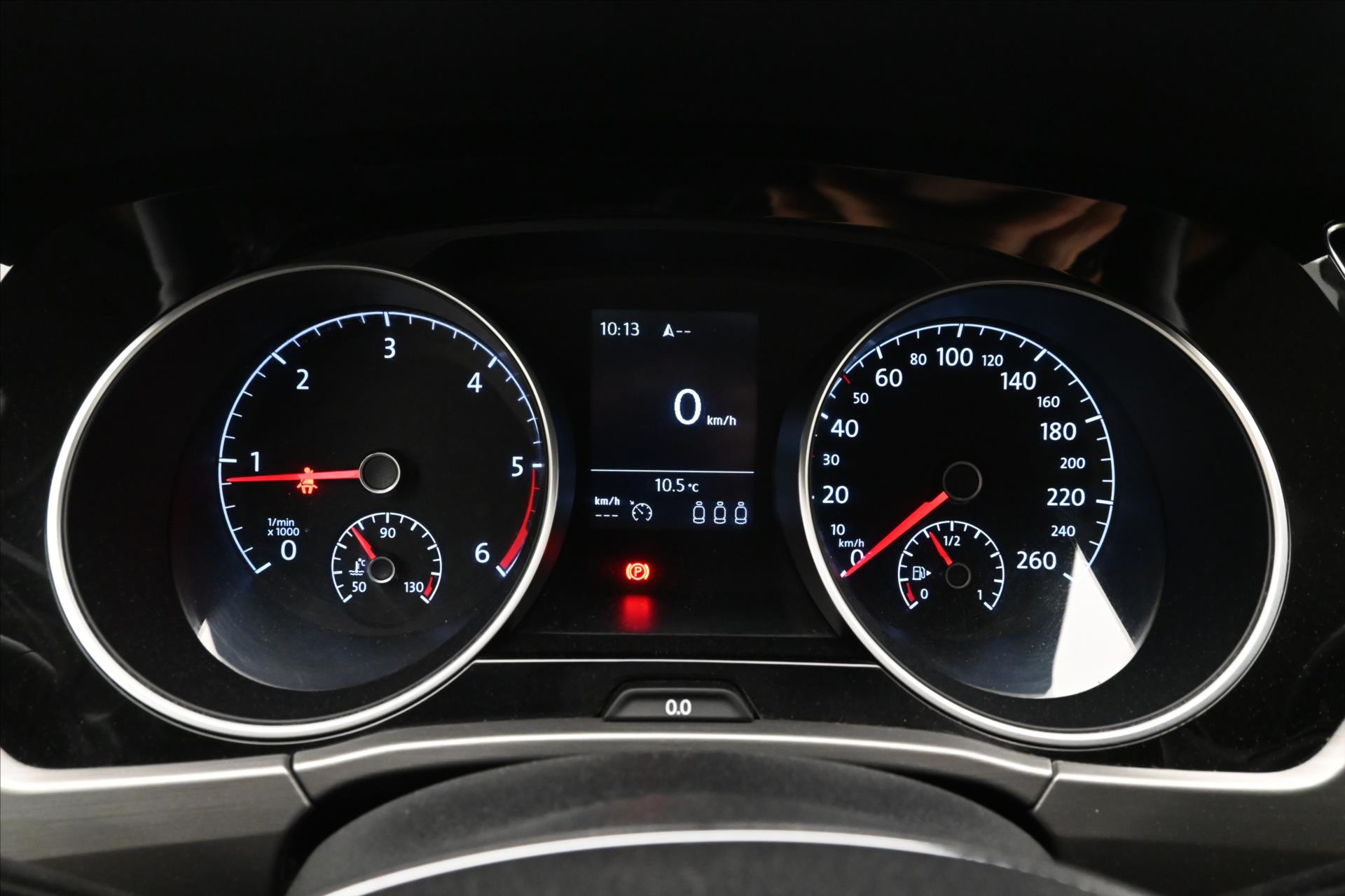 Main photo of the car Volkswagen Touran 1.6 TDI 85kW Navi Sensors (16)
