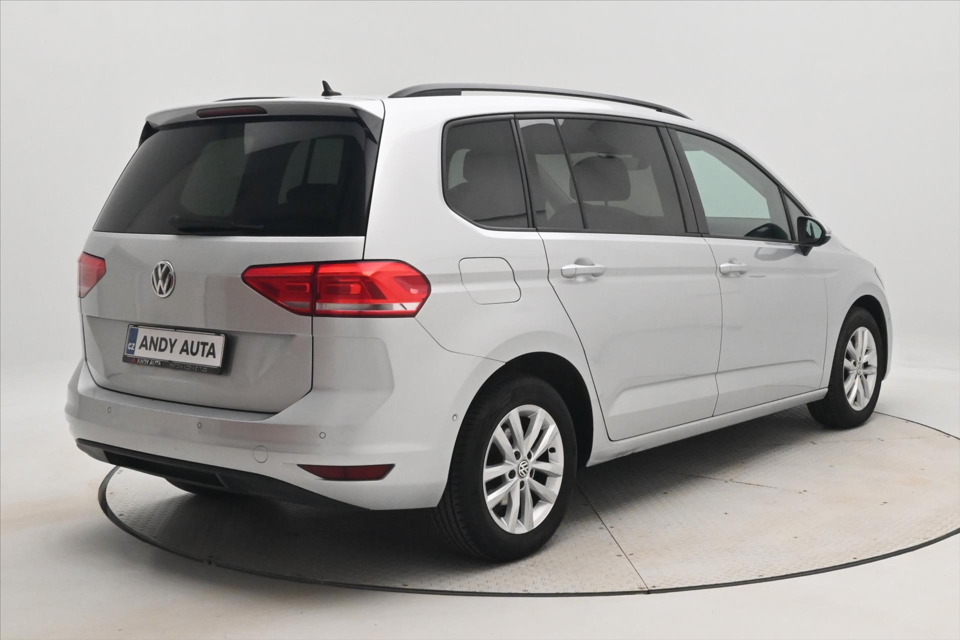 Main photo of the car Volkswagen Touran 1.6 TDI 85kW Navi Sensors (5)